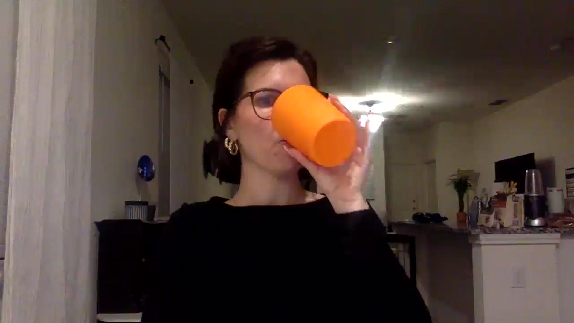 Gallery image thumbnail from Feel_it_good's myfreecams stream on, 06/02/2025, 03:21 image 5 of 20