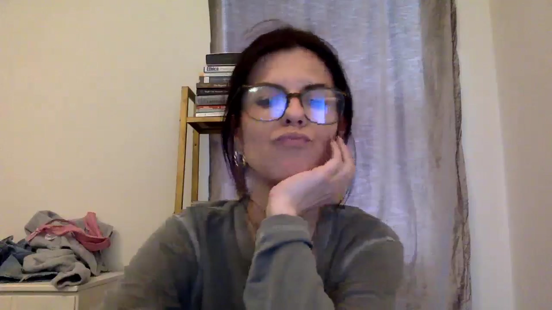 Gallery image thumbnail from Feel_it_good's myfreecams stream on, 12/13/2025, 18:55 image 16 of 20
