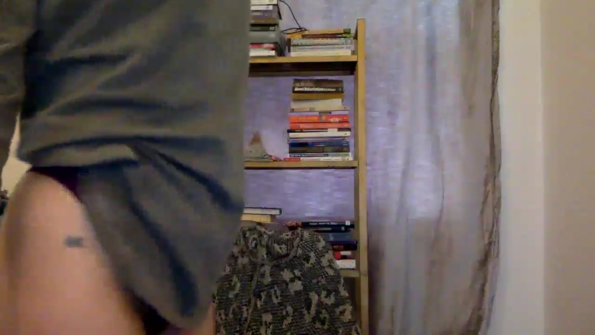 Gallery image thumbnail from Feel_it_good's myfreecams stream on, 12/13/2025, 18:55 image 17 of 20