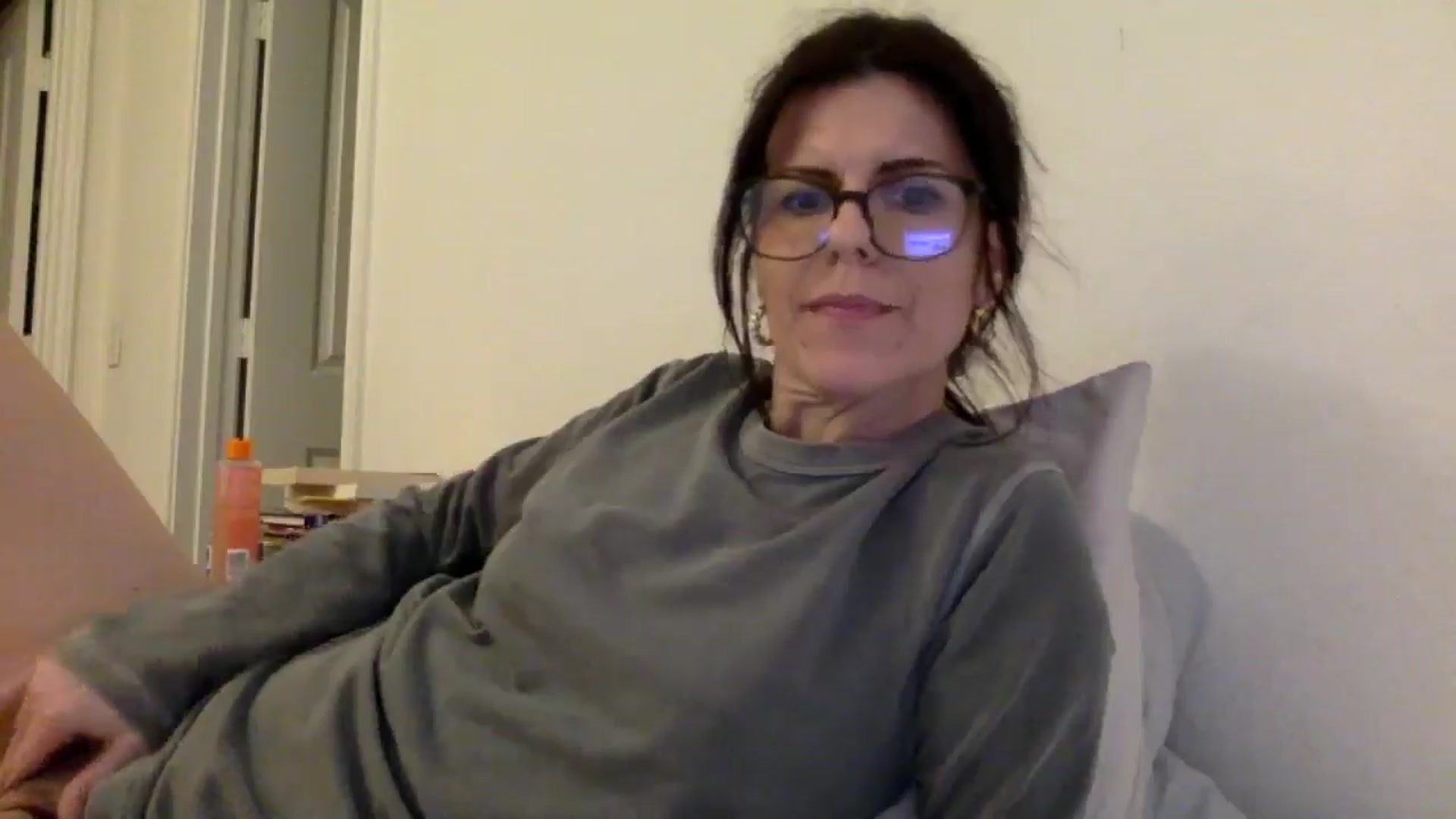 Gallery image thumbnail from Feel_it_good's myfreecams stream on, 12/13/2025, 18:55 image 20 of 20