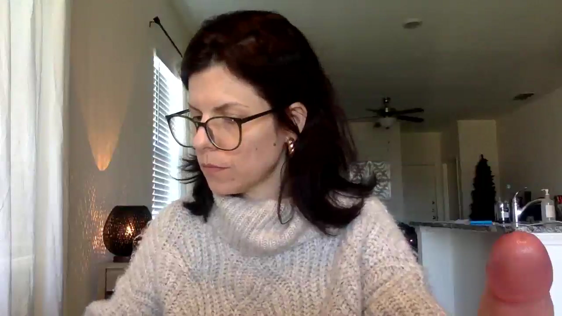 Gallery image thumbnail from Feel_it_good's myfreecams stream on, 12/31/2025, 17:32 image 15 of 20