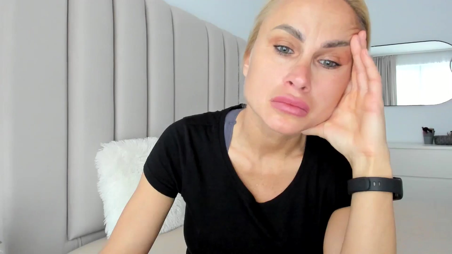 Gallery image thumbnail from FeelingLost's myfreecams stream on, 03/16/2026, 17:24 image 9 of 20