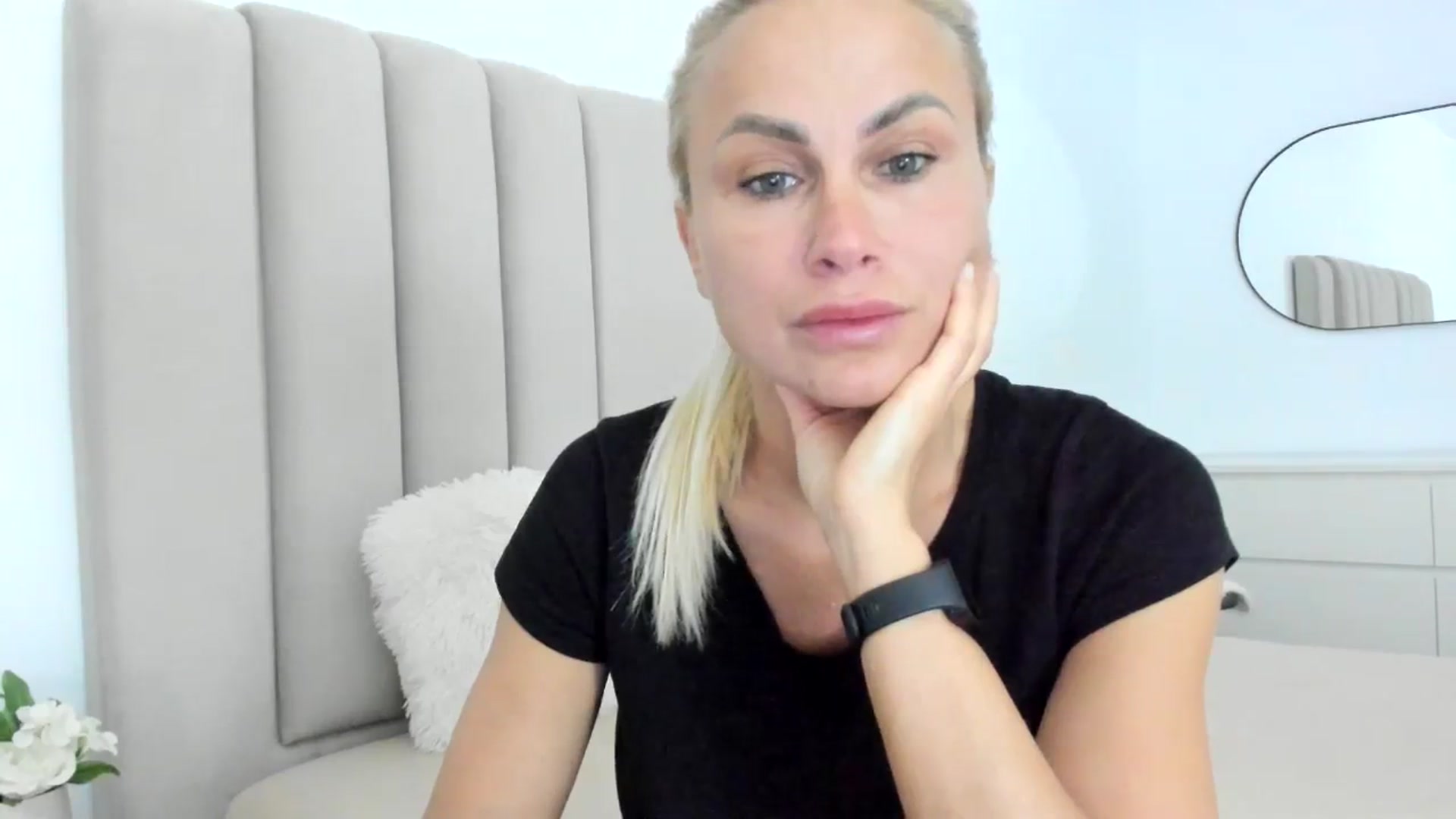 Gallery image thumbnail from FeelingLost's myfreecams stream on, 03/30/2026, 16:38 image 20 of 20