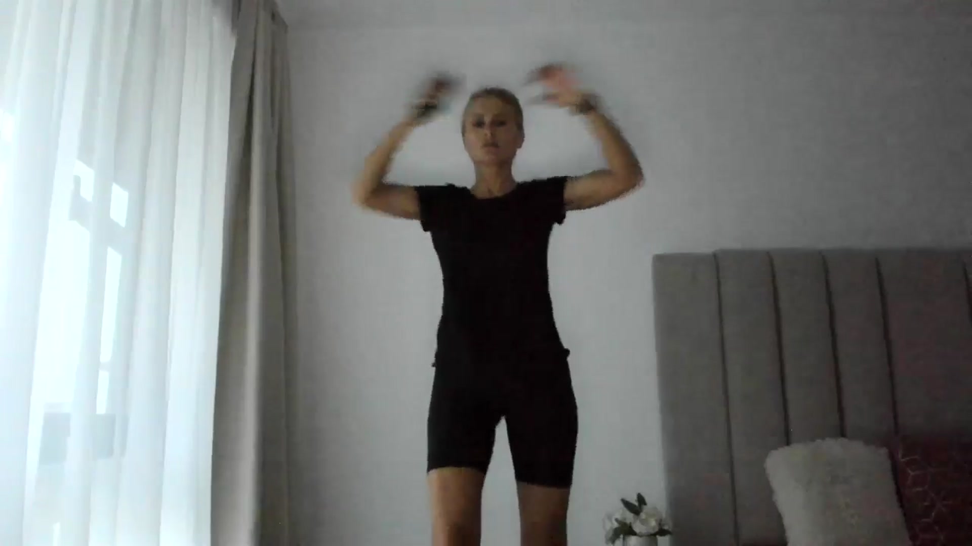 Gallery image thumbnail from FeelingLost's myfreecams stream on, 03/30/2026, 16:38 image 18 of 20
