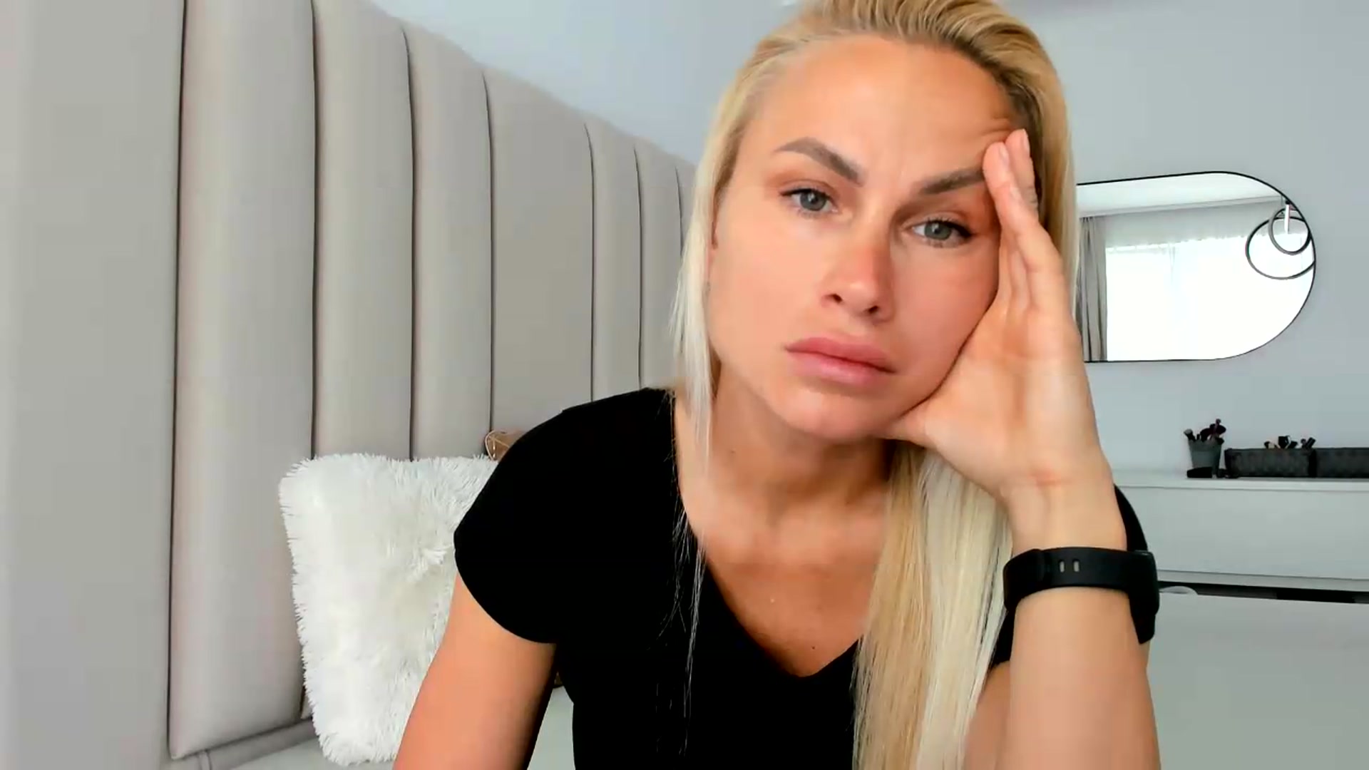 Gallery image thumbnail from FeelingLost's myfreecams stream on, 06/02/2026, 15:12 image 15 of 20