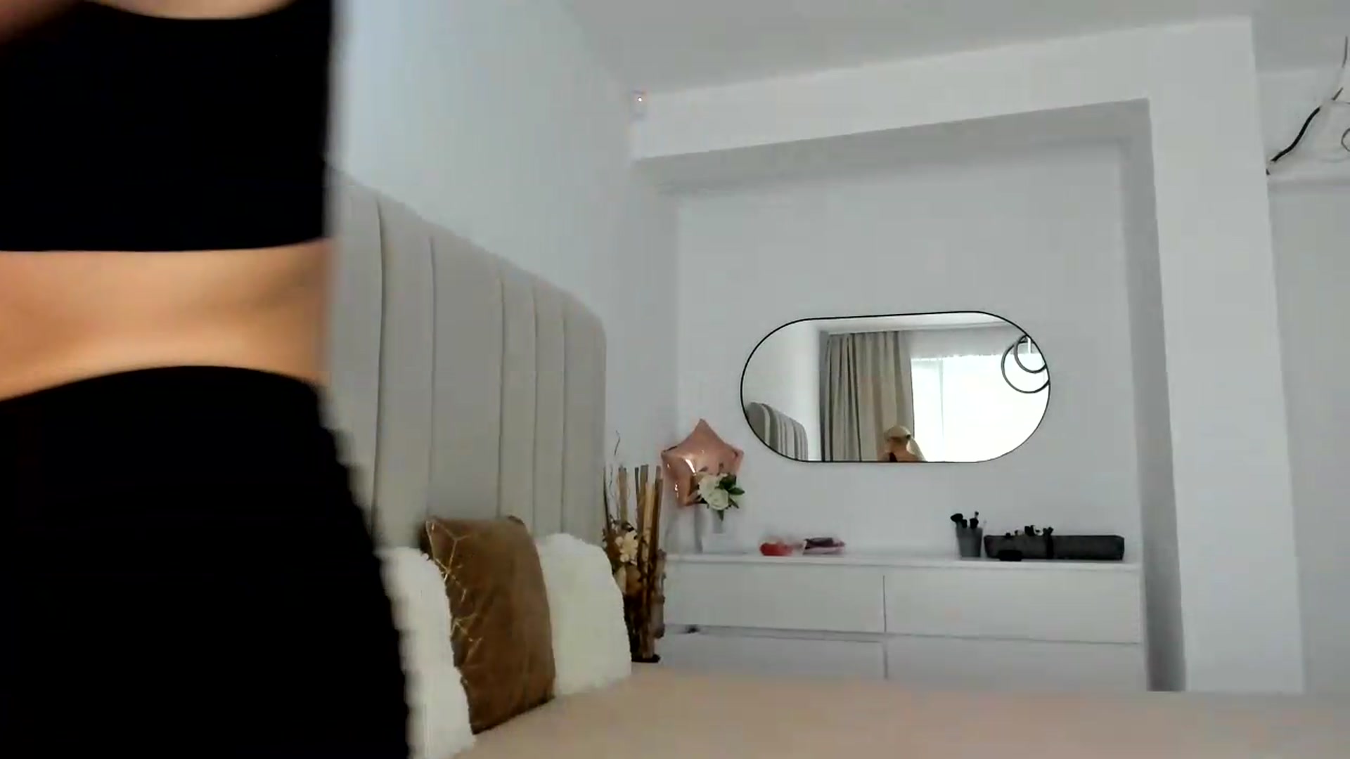 Gallery image thumbnail from FeelingLost's myfreecams stream on, 06/12/2026, 15:45 image 19 of 20