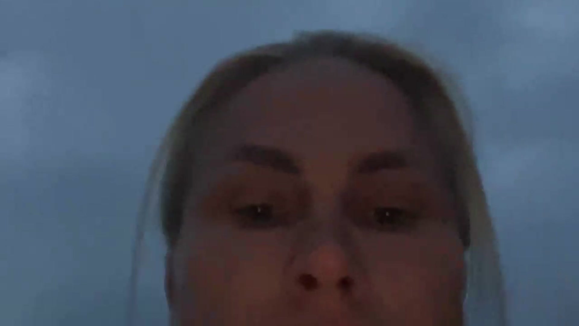 Gallery image thumbnail from FeelingLost's myfreecams stream on, 06/20/2026, 18:33 image 20 of 20