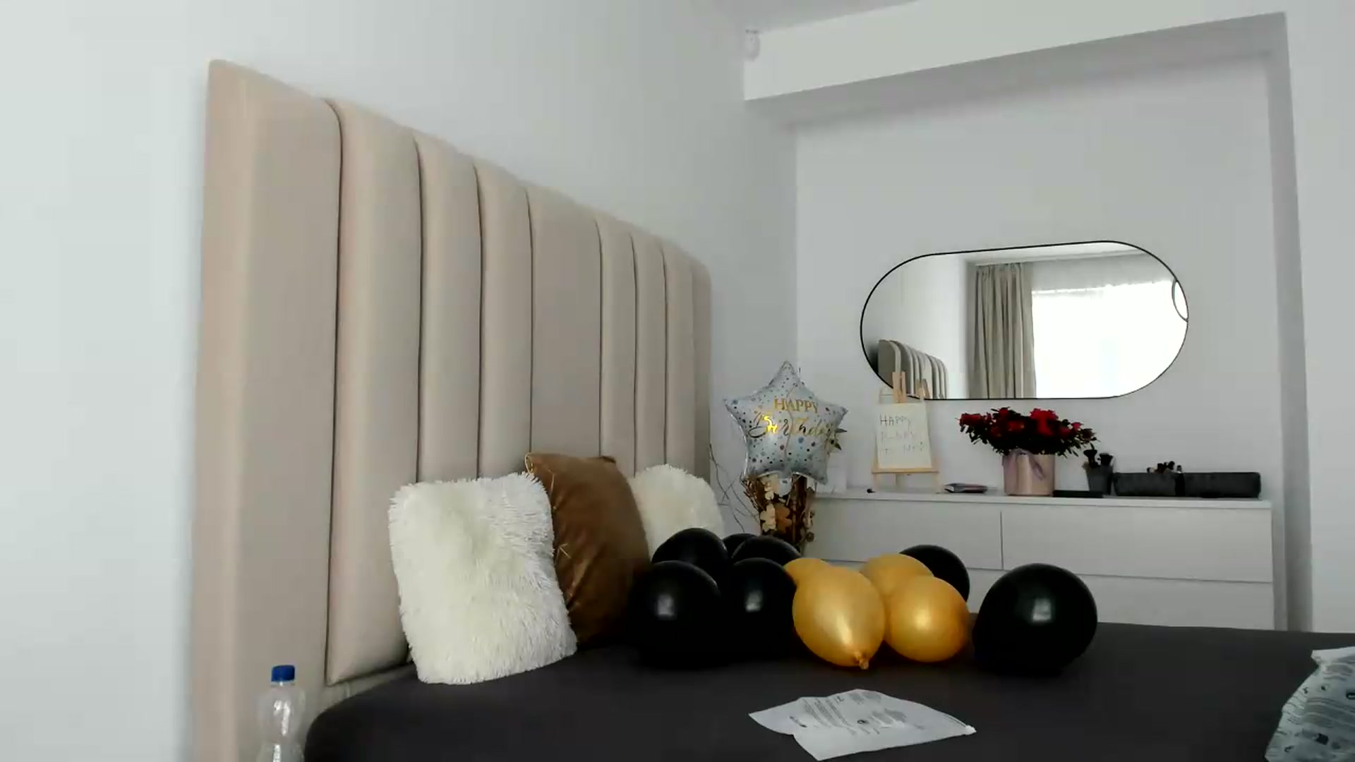 Gallery image thumbnail from FeelingLost's myfreecams stream on, 06/26/2026, 15:51 image 11 of 20