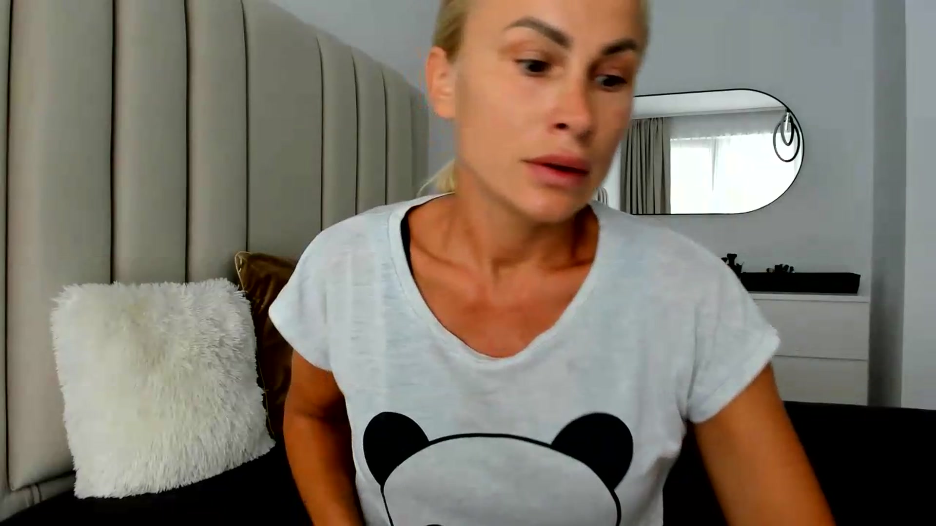 Gallery image thumbnail from FeelingLost's myfreecams stream on, 07/16/2026, 15:11 image 20 of 20