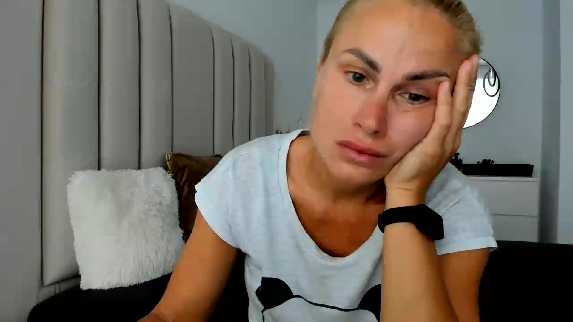 Gallery image thumbnail from FeelingLost's myfreecams stream on, 07/16/2026, 16:06 image 2 of 20