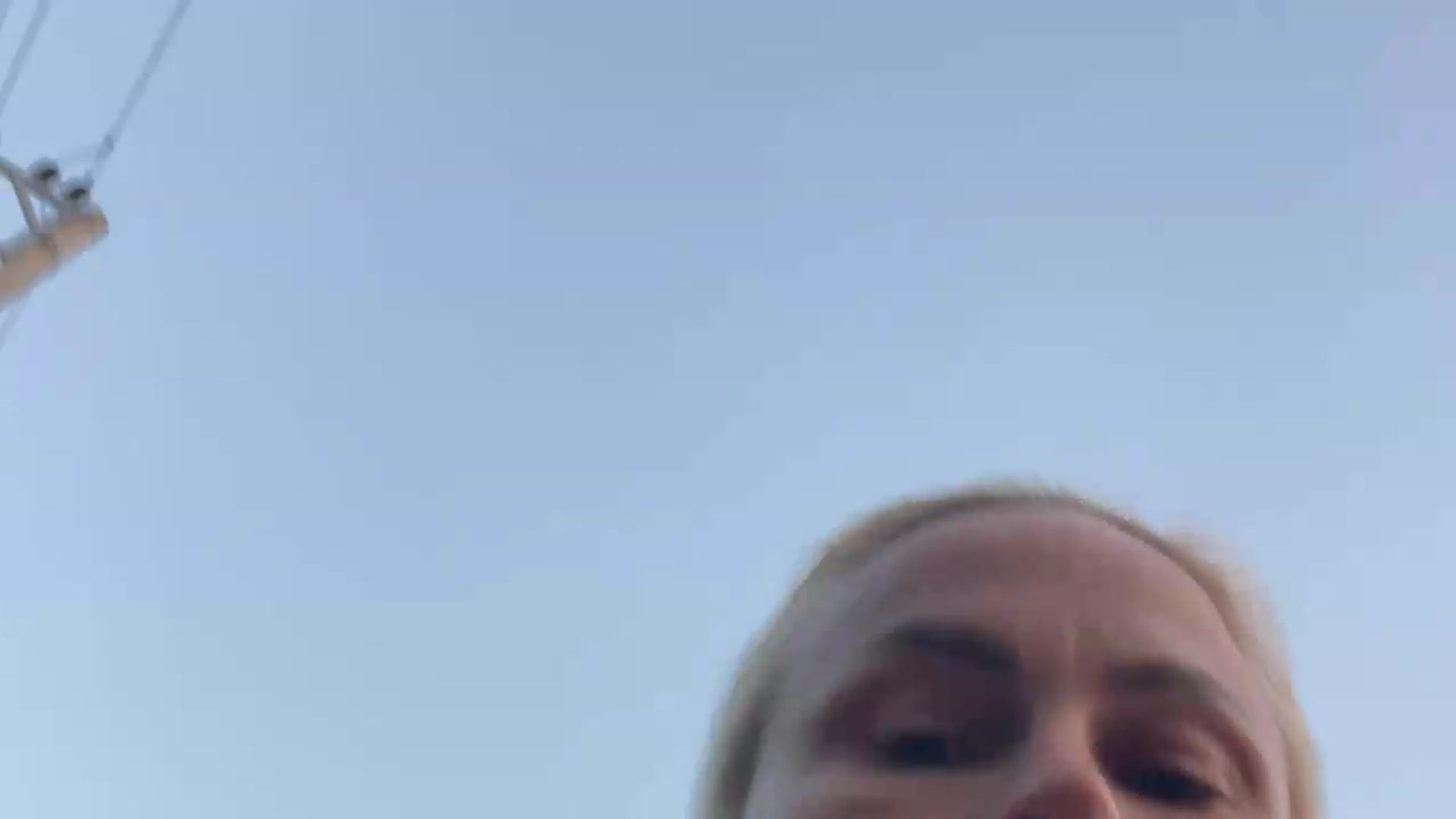 Gallery image thumbnail from FeelingLost's myfreecams stream on, 07/27/2026, 18:05 image 5 of 20
