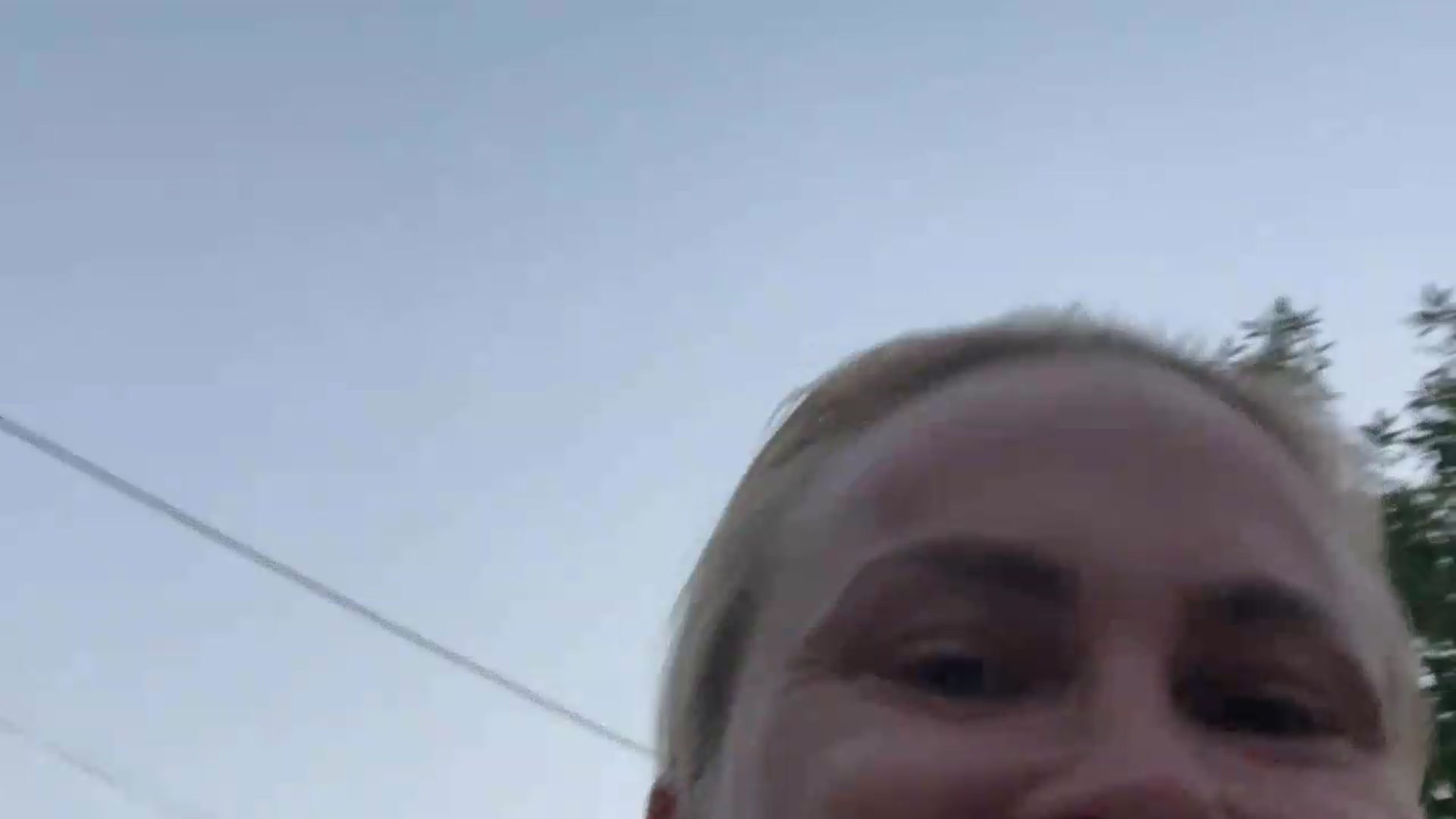 Gallery image thumbnail from FeelingLost's myfreecams stream on, 07/27/2026, 18:05 image 17 of 20