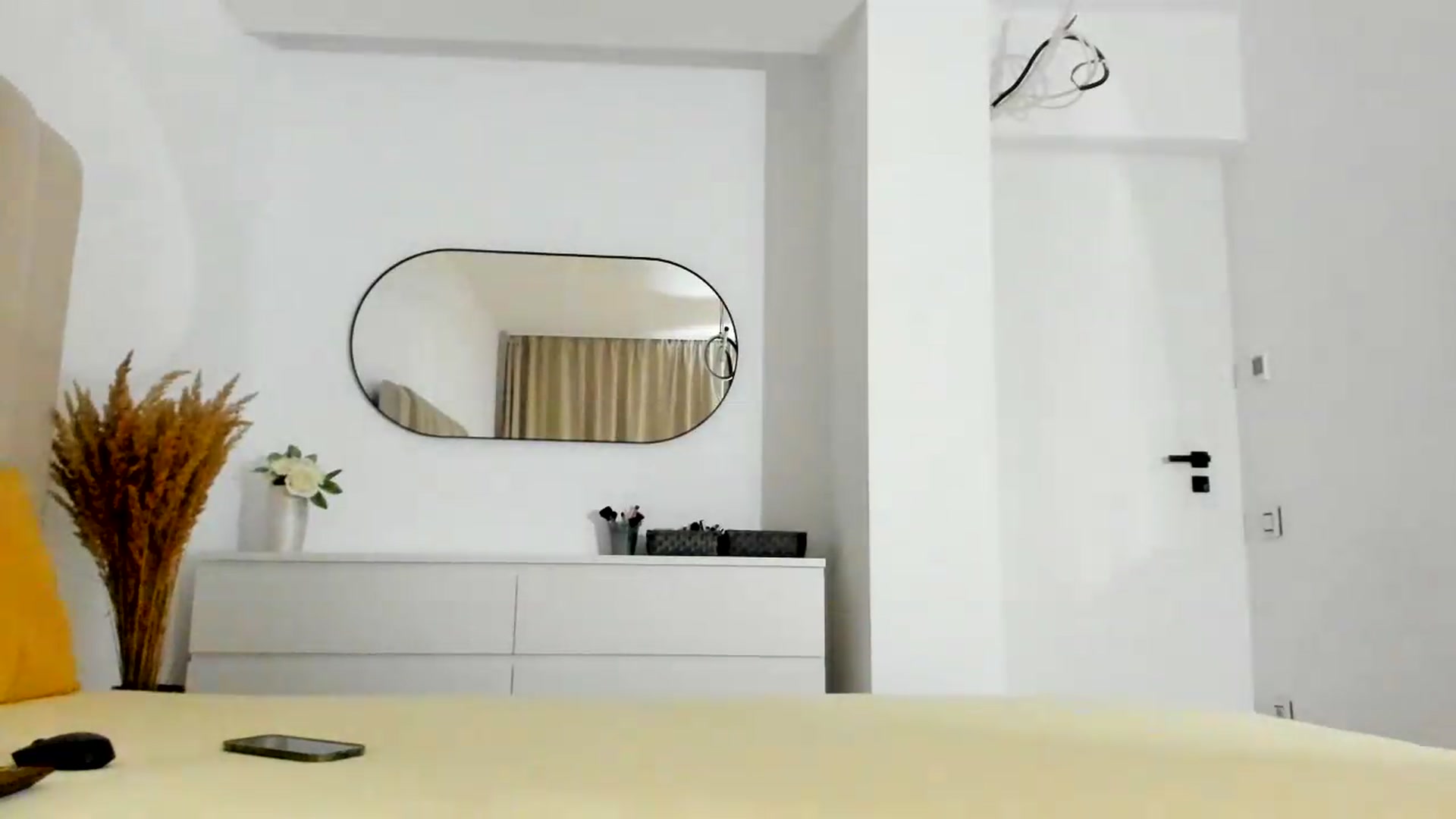 Gallery image thumbnail from FeelingLost's myfreecams stream on, 08/01/2026, 20:57 image 10 of 20