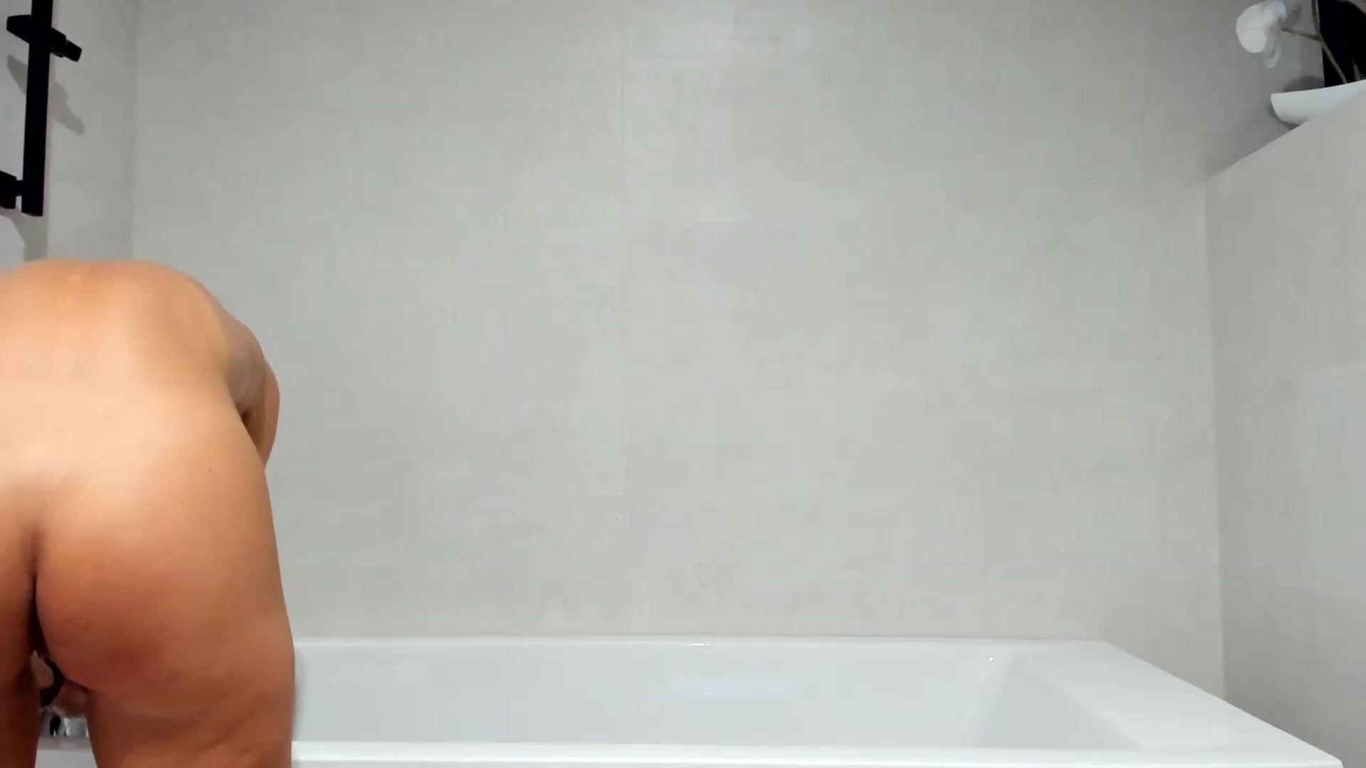 Gallery image thumbnail from FeelingLost's myfreecams stream on, 08/01/2026, 20:57 image 5 of 20