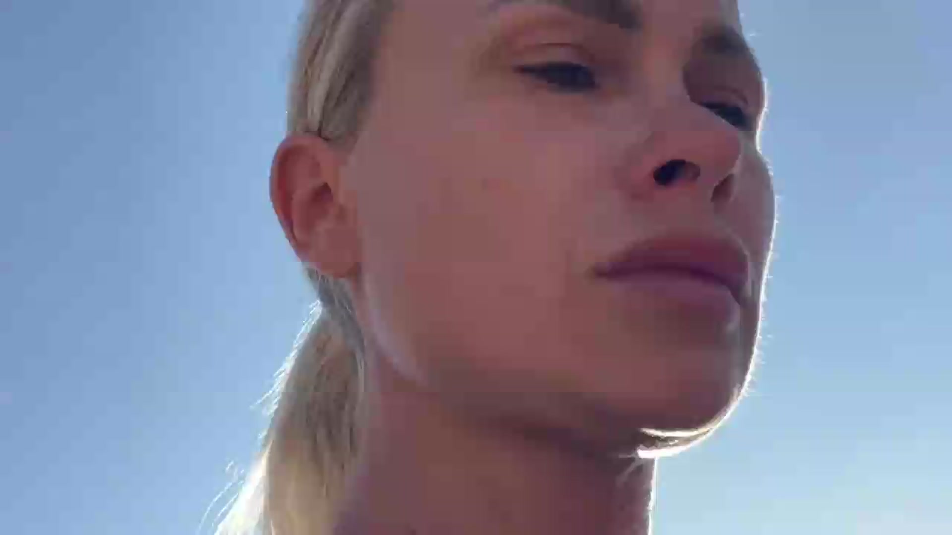 Gallery image thumbnail from FeelingLost's myfreecams stream on, 08/04/2026, 16:03 image 2 of 20