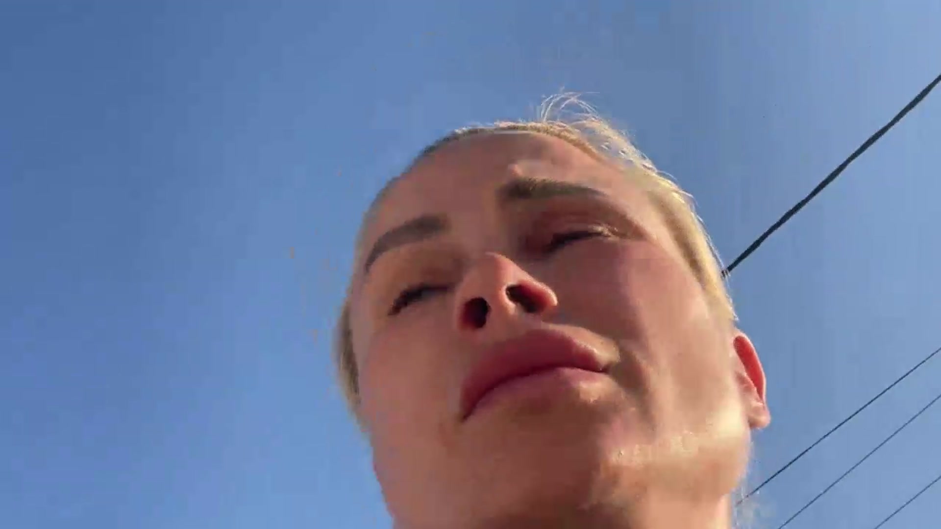 Gallery image thumbnail from FeelingLost's myfreecams stream on, 08/04/2026, 16:03 image 8 of 20