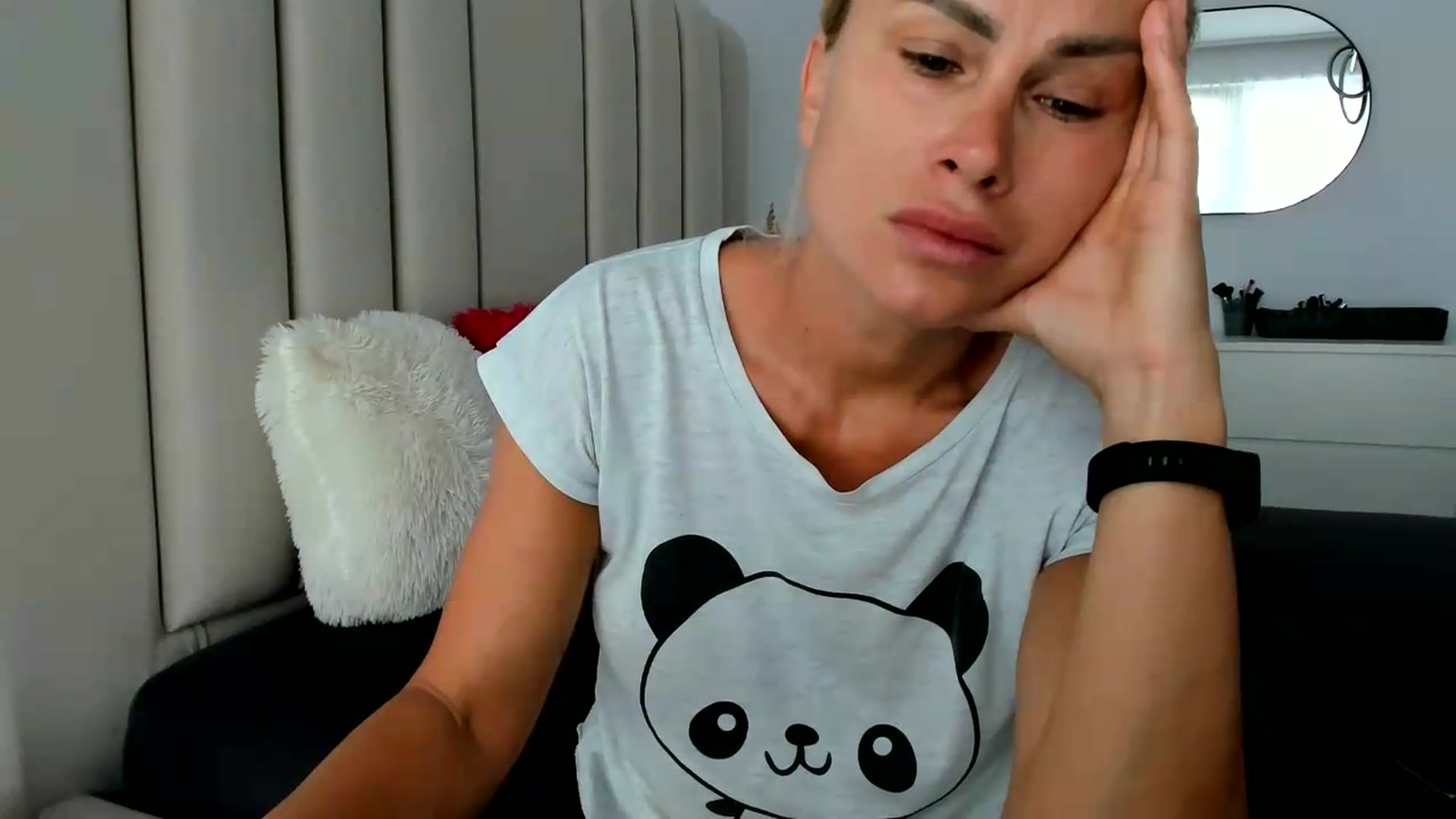 Gallery image thumbnail from FeelingLost's myfreecams stream on, 08/06/2026, 14:54 image 8 of 20