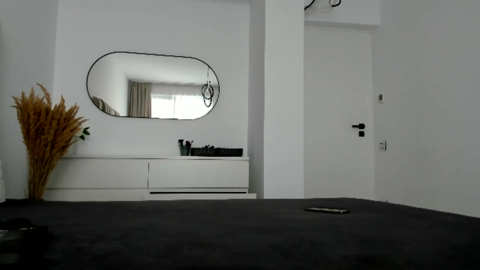 Gallery image thumbnail from FeelingLost's myfreecams stream on, 08/17/2026, 15:42 image 14 of 20