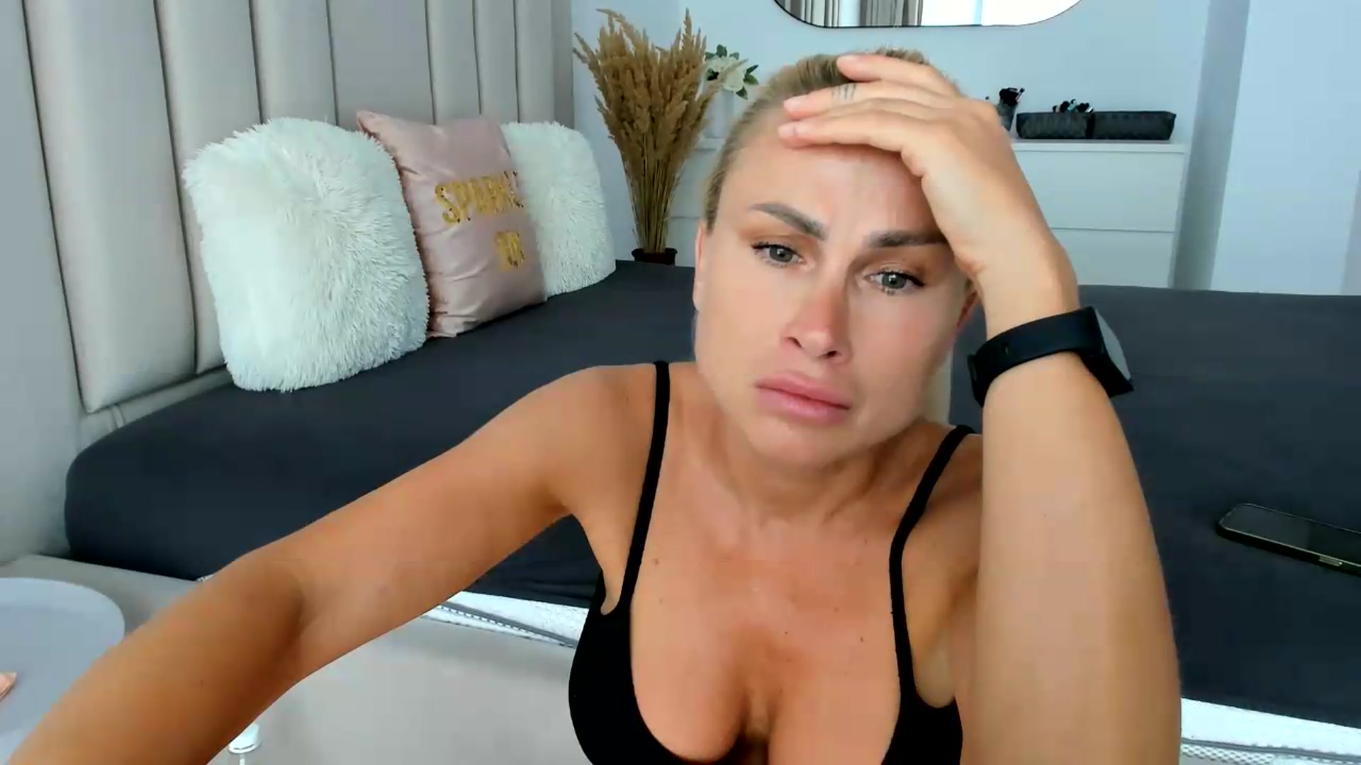 Gallery image thumbnail from FeelingLost's myfreecams stream on, 08/18/2026, 15:54 image 2 of 20