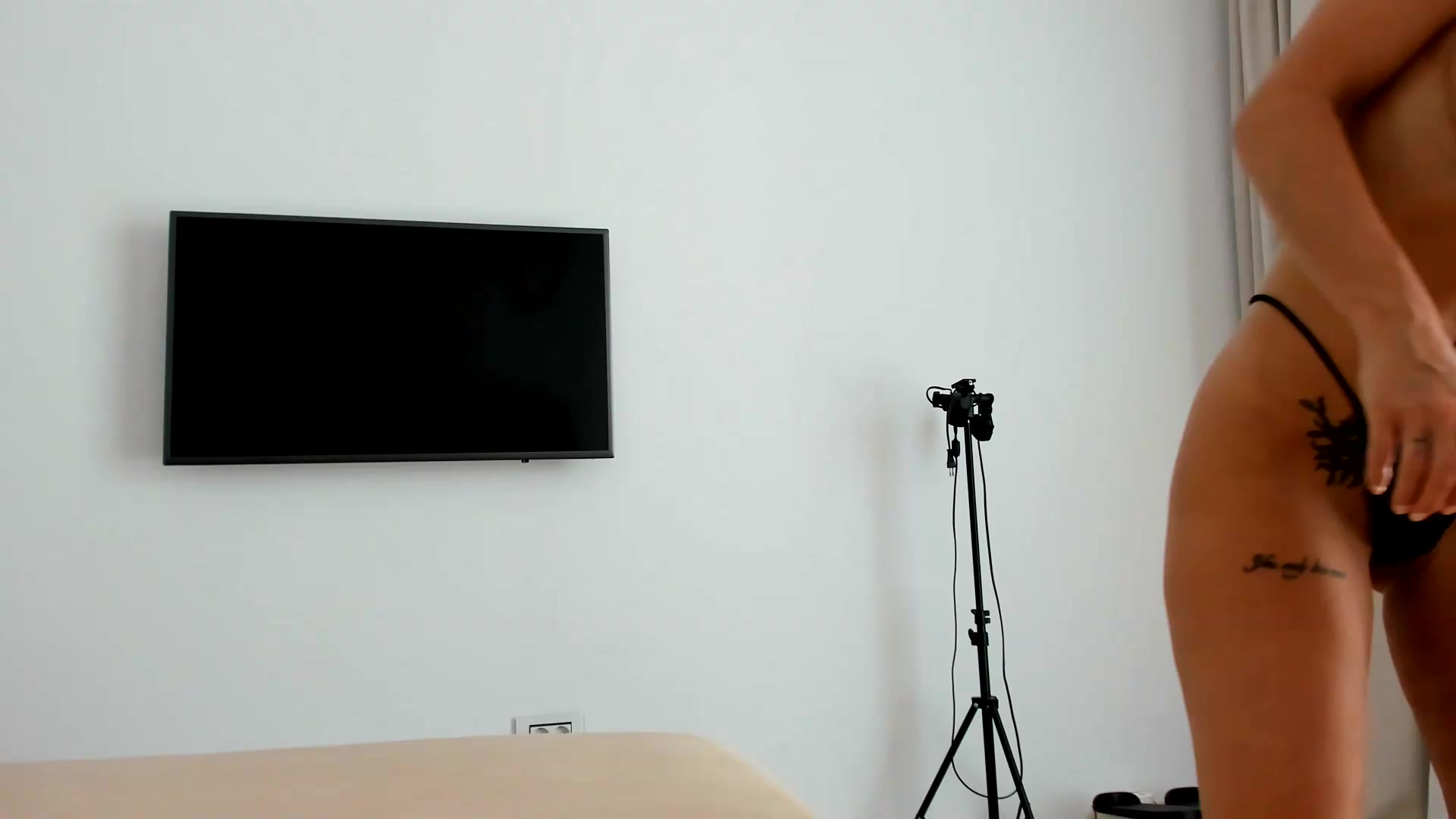 Gallery image thumbnail from FeelingLost's myfreecams stream on, 09/02/2026, 12:42 image 14 of 20