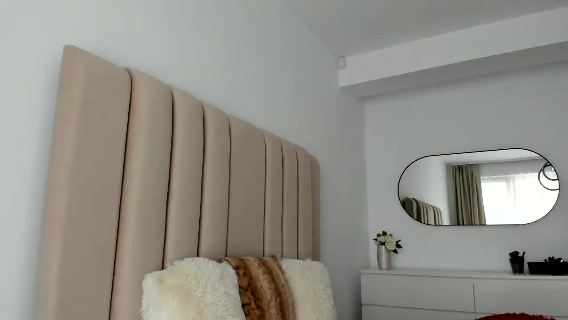 Gallery image thumbnail from FeelingLost's myfreecams stream on, 09/03/2026, 16:32 image 18 of 20