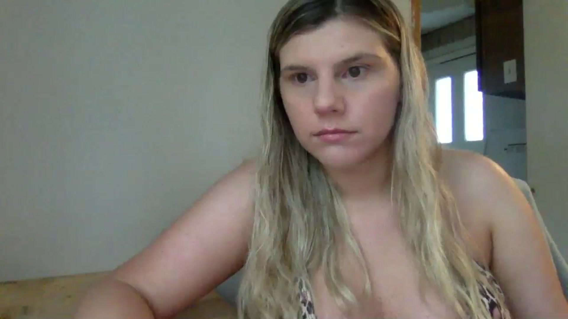Gallery image thumbnail from Feetgirl33's myfreecams stream on, 05/29/2025, 11:35 image 20 of 20