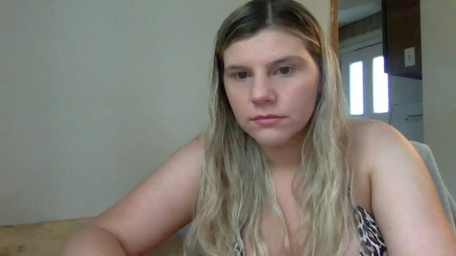 Gallery image thumbnail from Feetgirl33's myfreecams stream on, 05/29/2025, 11:35 image 7 of 20