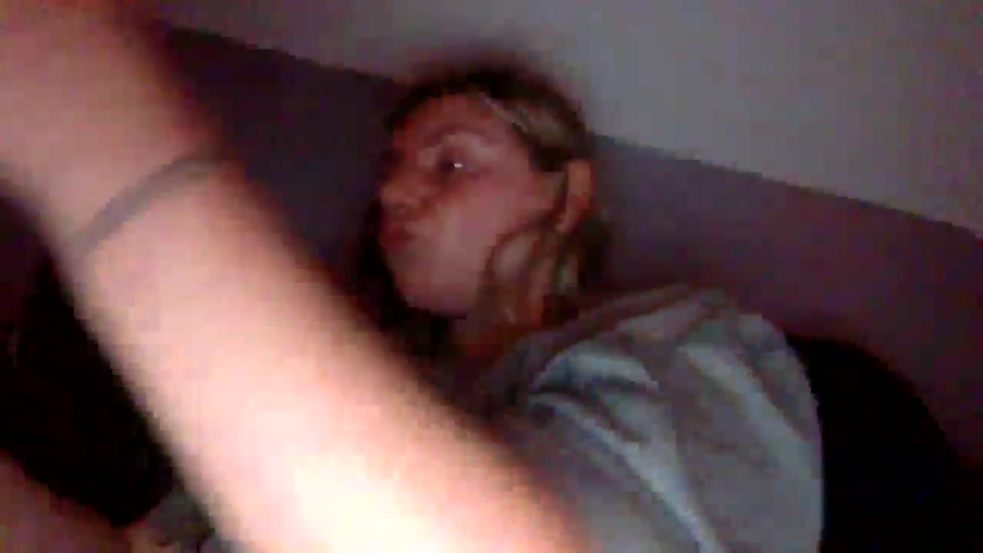 Gallery image thumbnail from Feetgirl33's myfreecams stream on, 09/19/2025, 08:27 image 7 of 20