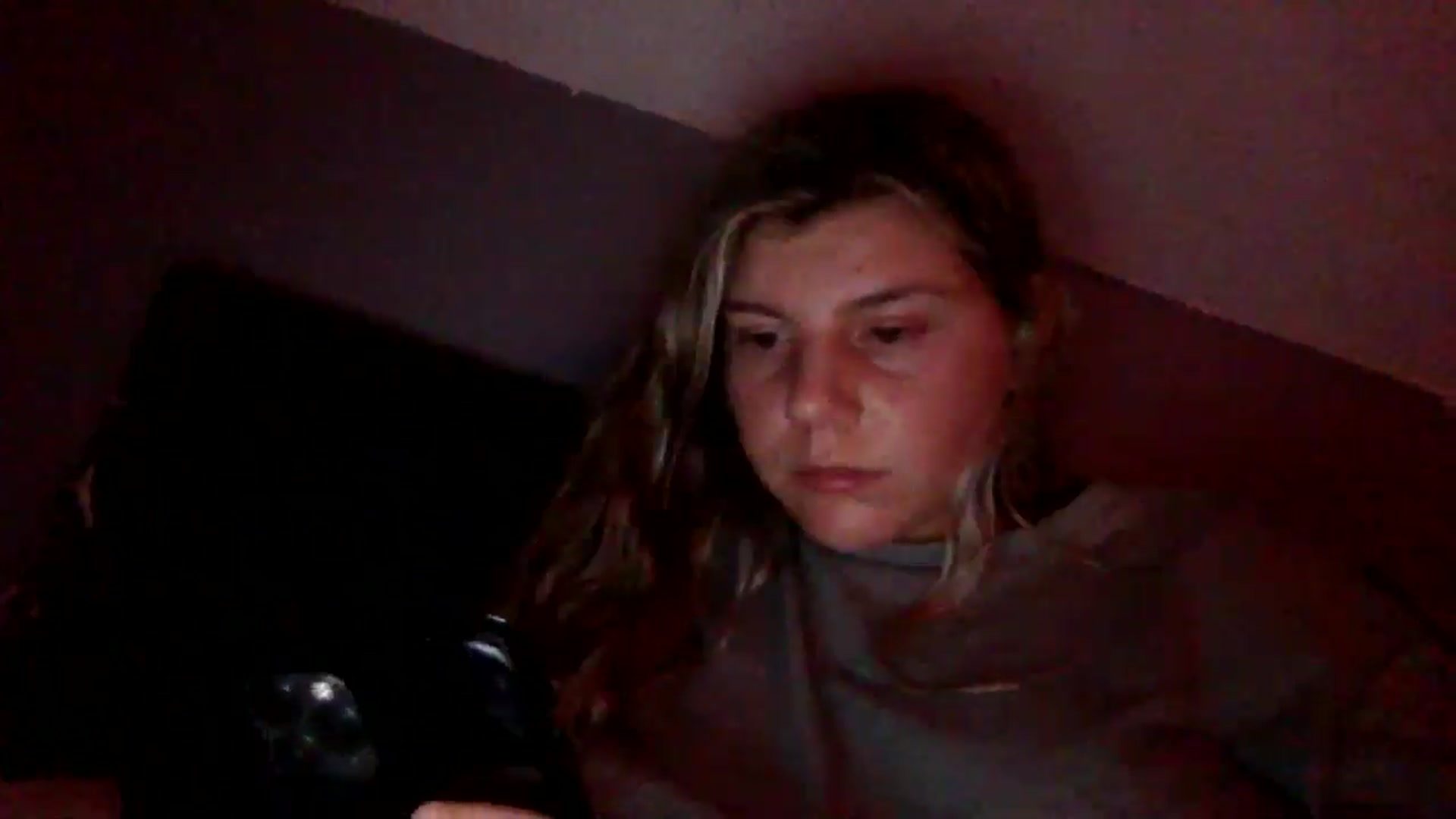 Gallery image thumbnail from Feetgirl33's myfreecams stream on, 09/19/2025, 08:27 image 5 of 20
