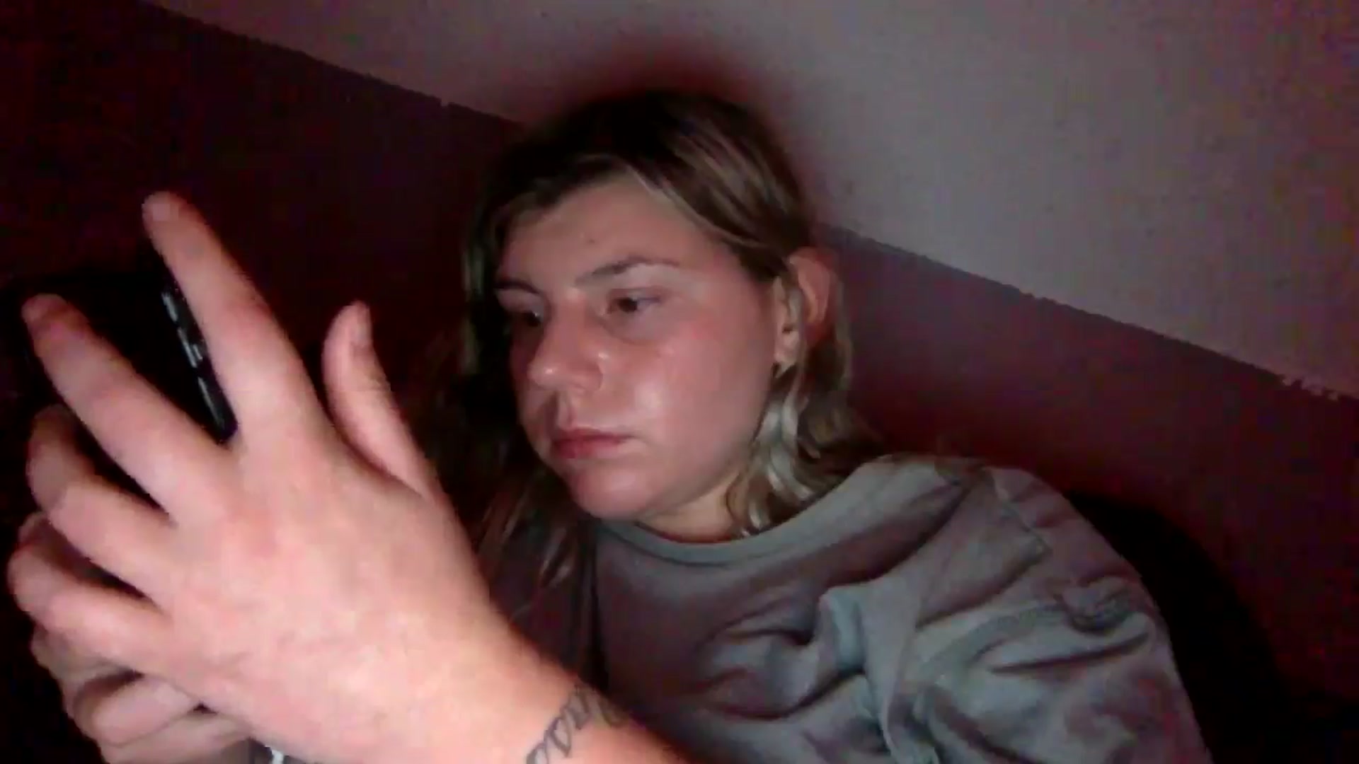 Gallery image thumbnail from Feetgirl33's myfreecams stream on, 09/19/2025, 08:27 image 14 of 20