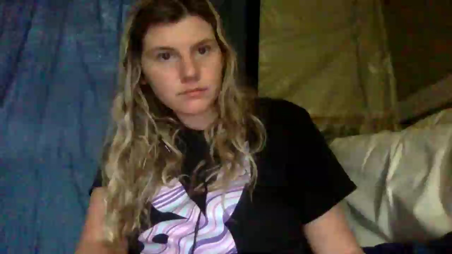 Gallery image thumbnail from Feetgirl33's myfreecams stream on, 08/16/2026, 18:05 image 1 of 20