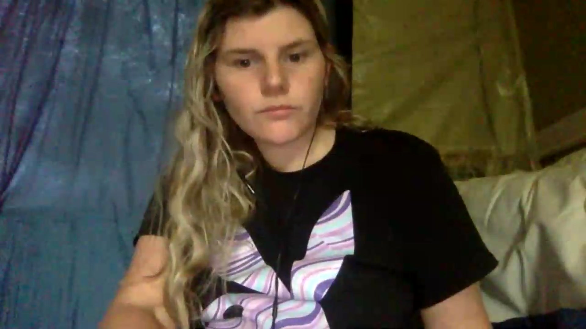 Gallery image thumbnail from Feetgirl33's myfreecams stream on, 08/16/2026, 18:05 image 14 of 20