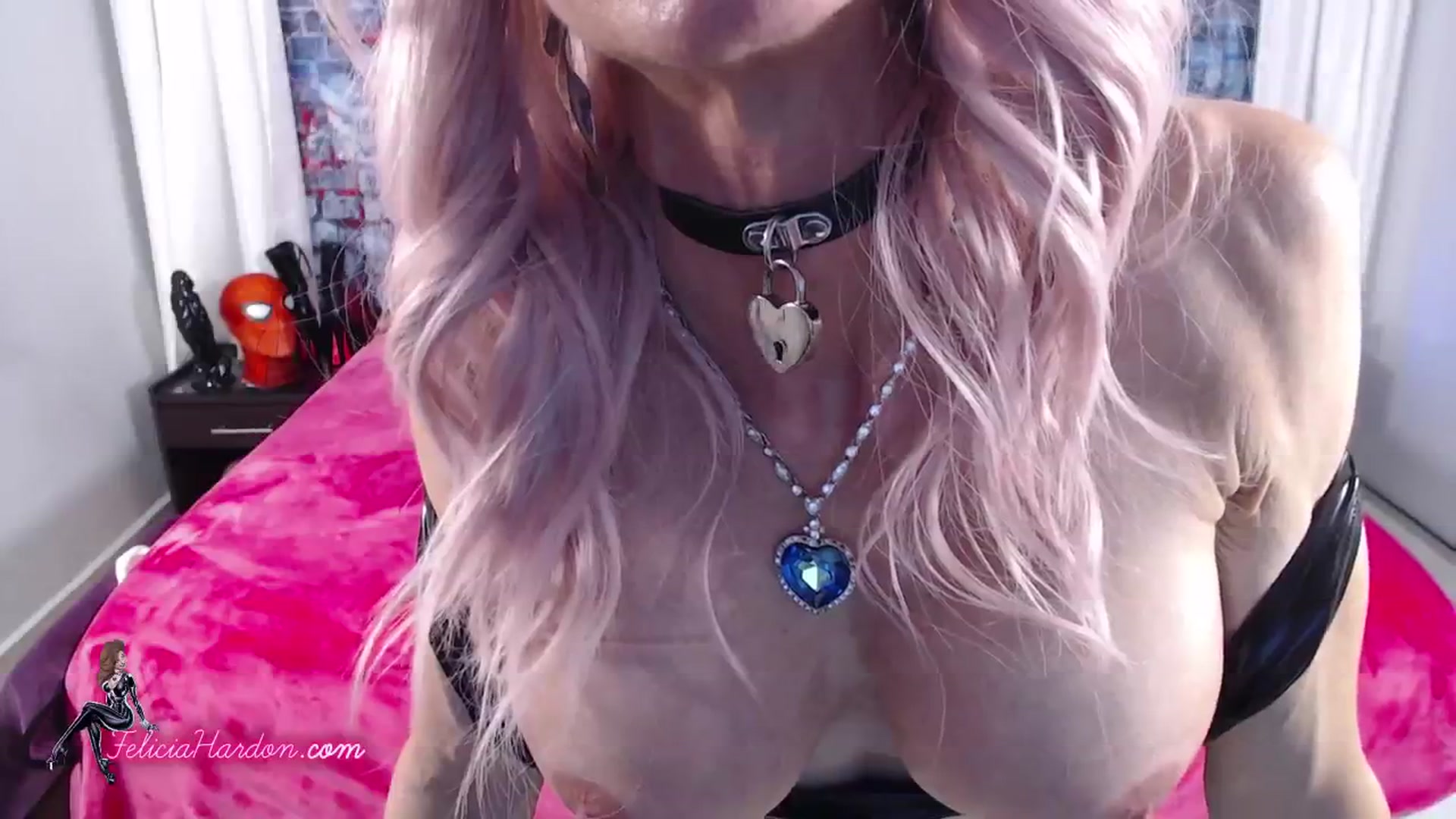 Gallery image thumbnail from FeliciaHardon's myfreecams stream on, 03/18/2026, 01:01 image 13 of 20