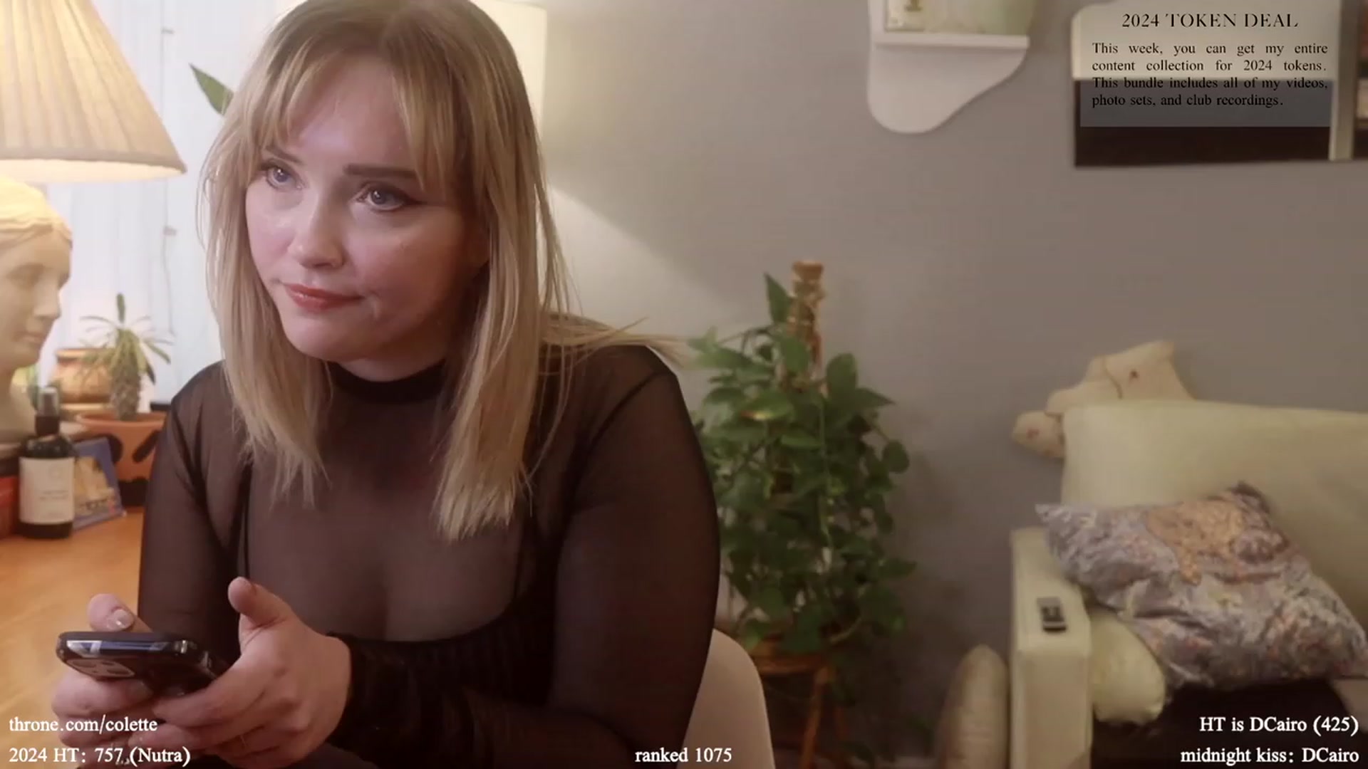 Gallery image thumbnail from Femme's myfreecams stream on, 01/08/2024, 17:57 image 10 of 20