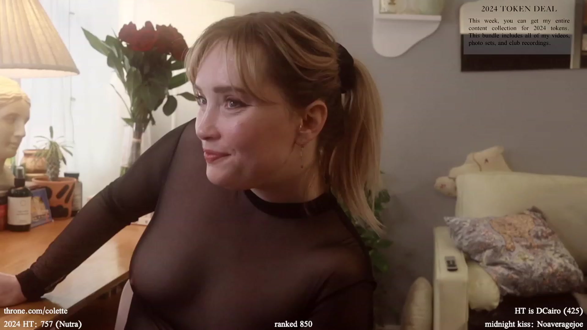 Gallery image thumbnail from Femme's myfreecams stream on, 01/08/2024, 20:55 image 17 of 20