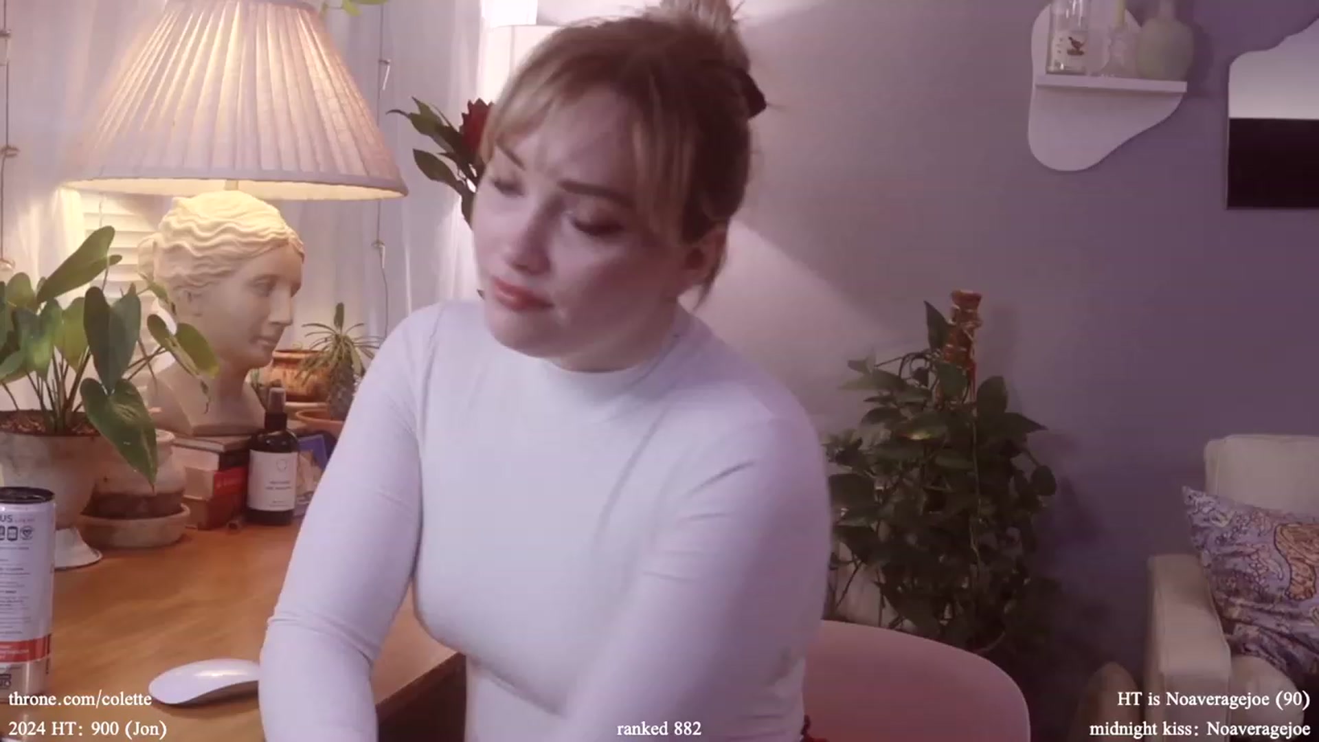 Gallery image thumbnail from Femme's myfreecams stream on, 01/09/2024, 17:45 image 13 of 20