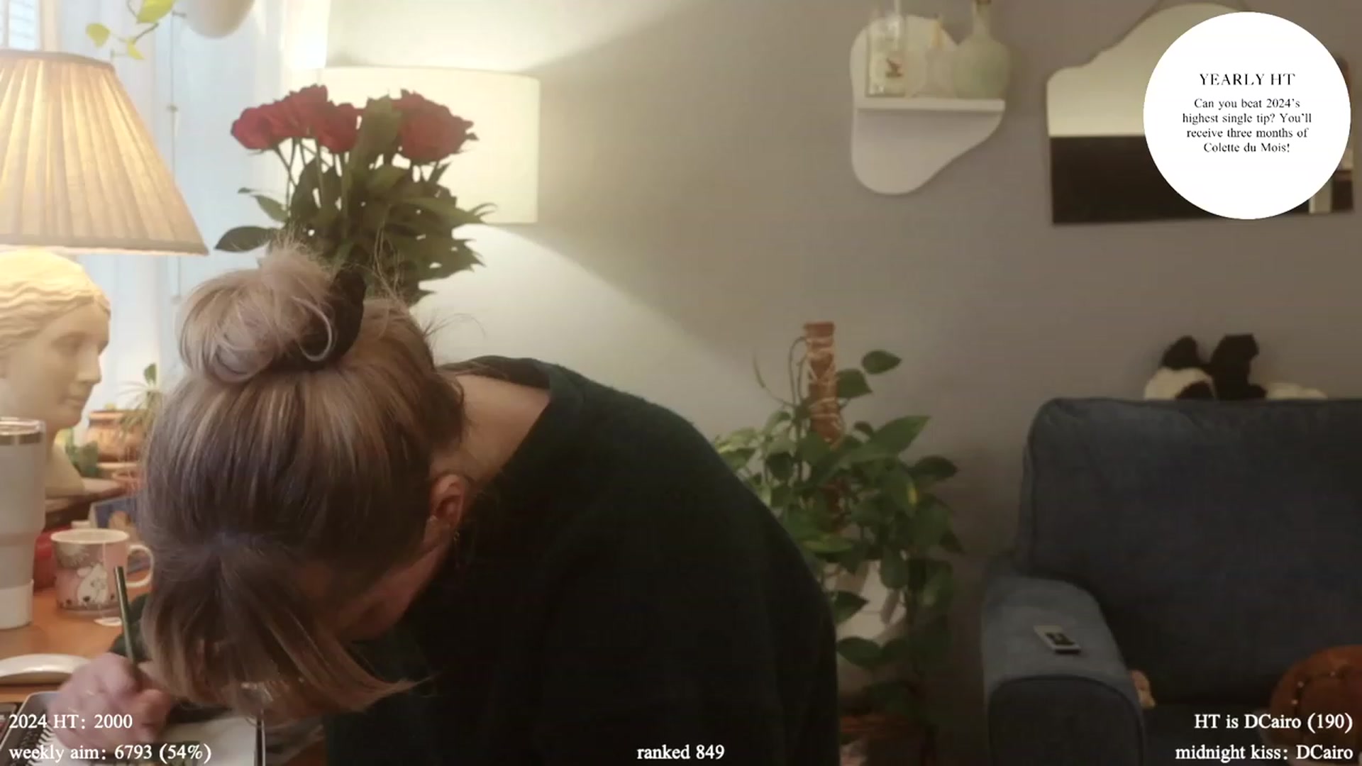 Gallery image thumbnail from Femme's myfreecams stream on, 01/16/2024, 19:52 image 16 of 20