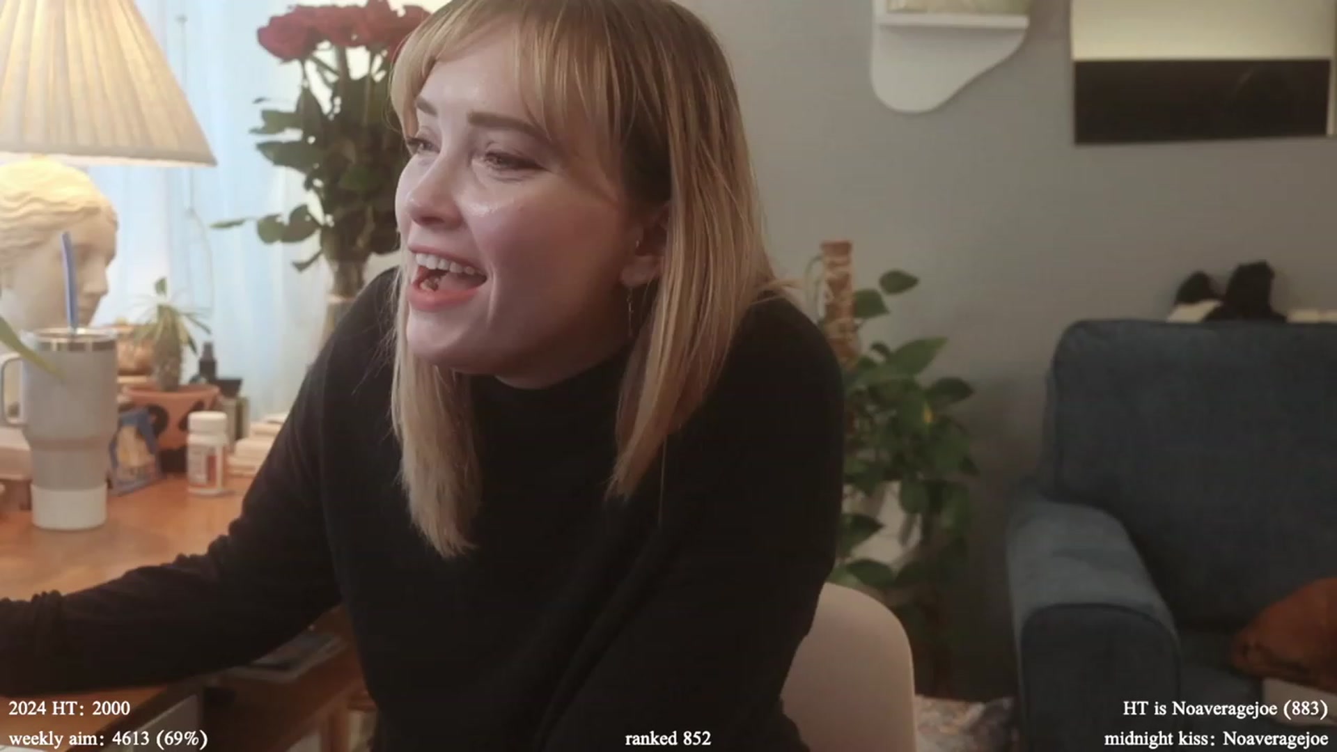Gallery image thumbnail from Femme's myfreecams stream on, 01/17/2024, 17:22 image 15 of 20