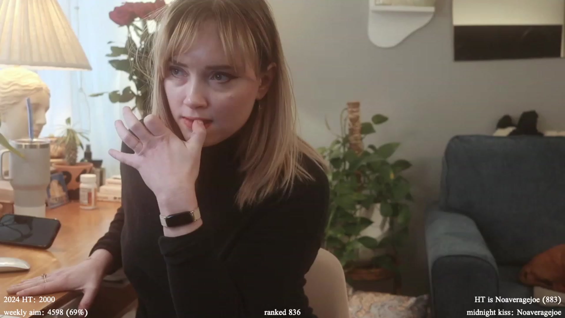 Gallery image thumbnail from Femme's myfreecams stream on, 01/17/2024, 17:22 image 18 of 20