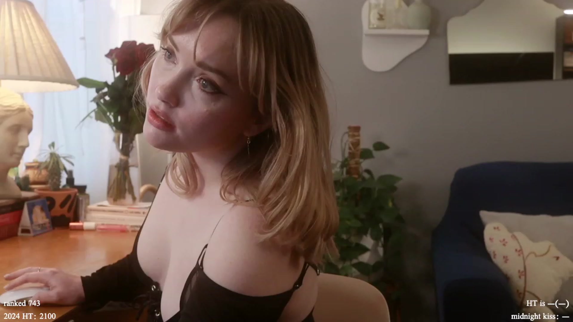 Gallery image thumbnail from Femme's myfreecams stream on, 01/22/2024, 18:50 image 3 of 20