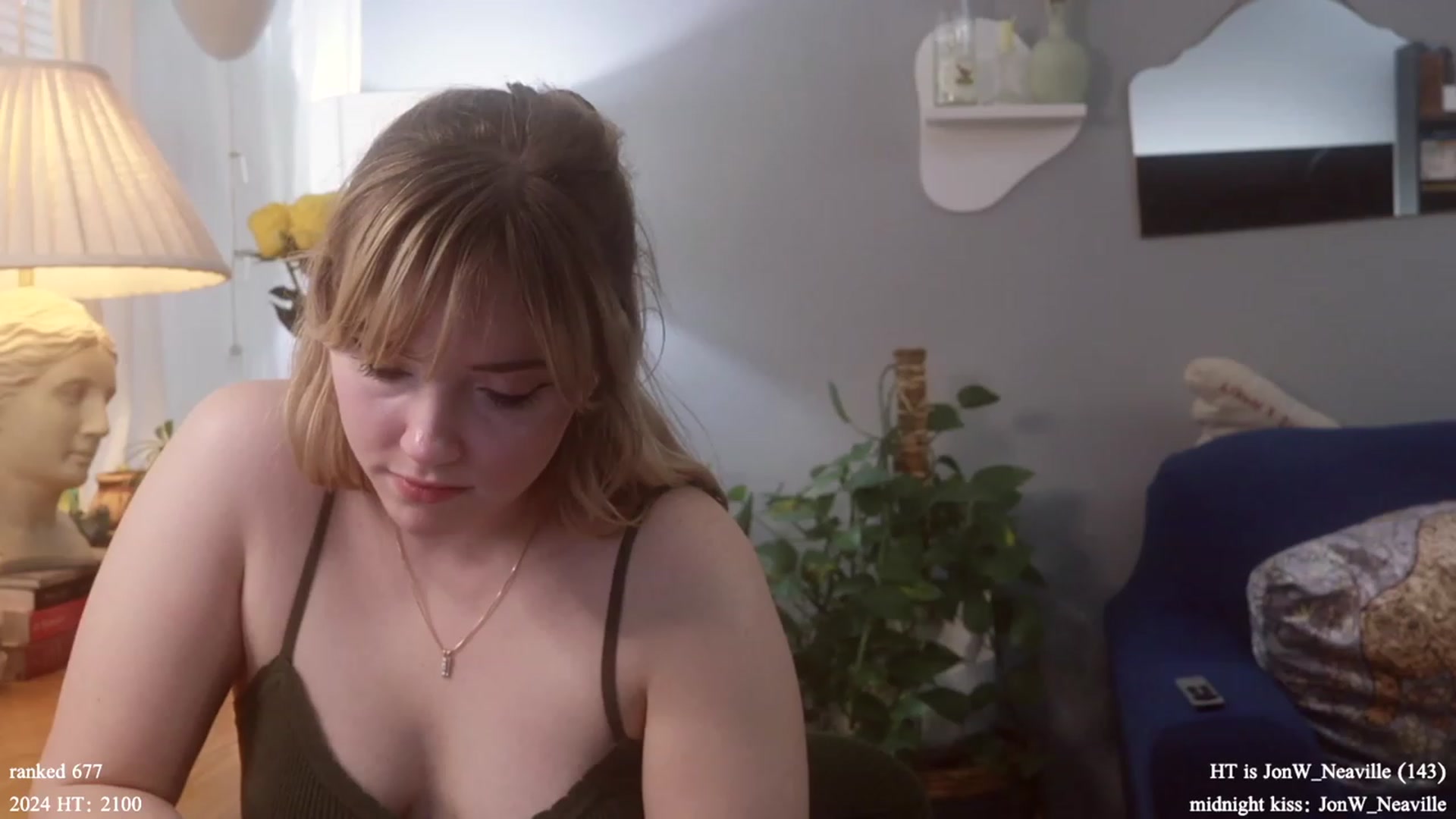 Gallery image thumbnail from Femme's myfreecams stream on, 01/25/2024, 18:05 image 18 of 20