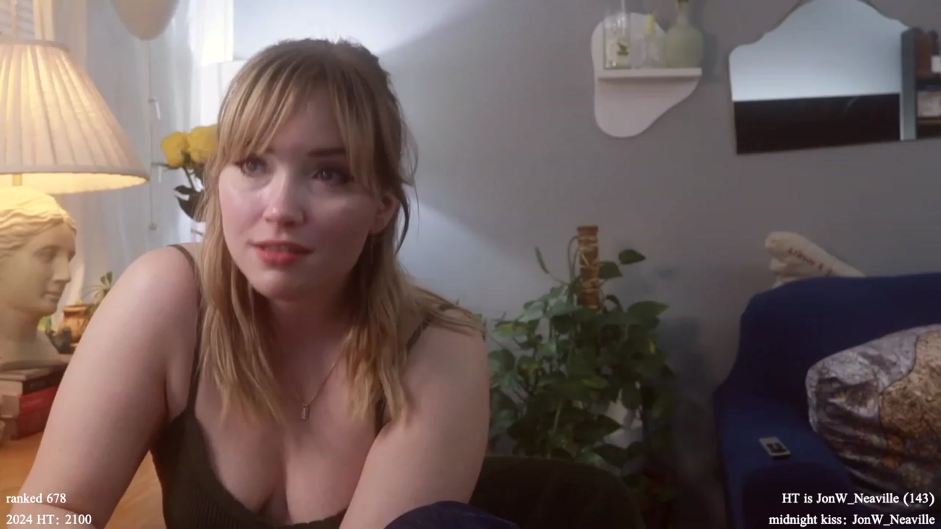 Gallery image thumbnail from Femme's myfreecams stream on, 01/25/2024, 18:05 image 7 of 20
