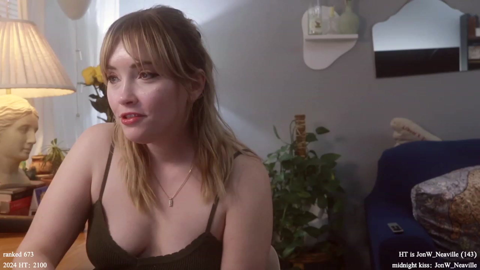 Gallery image thumbnail from Femme's myfreecams stream on, 01/25/2024, 20:16 image 14 of 20