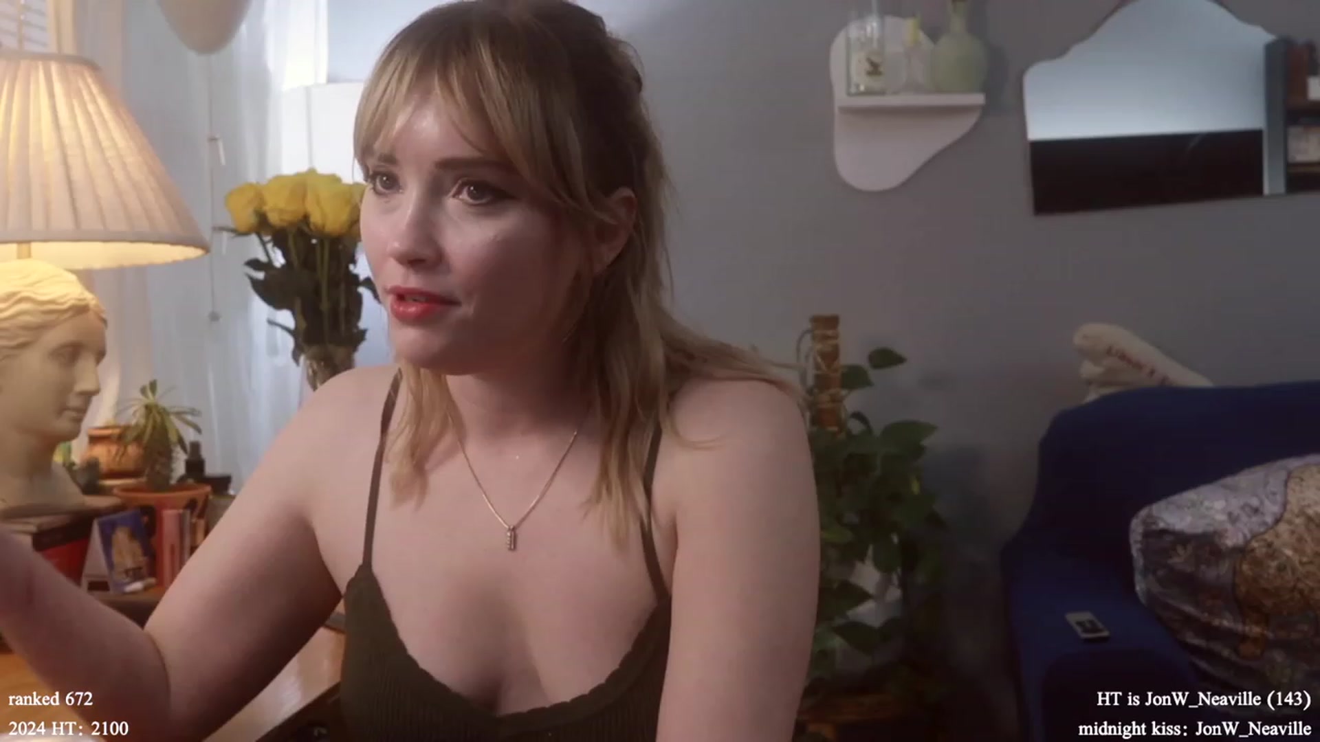 Gallery image thumbnail from Femme's myfreecams stream on, 01/25/2024, 20:16 image 17 of 20