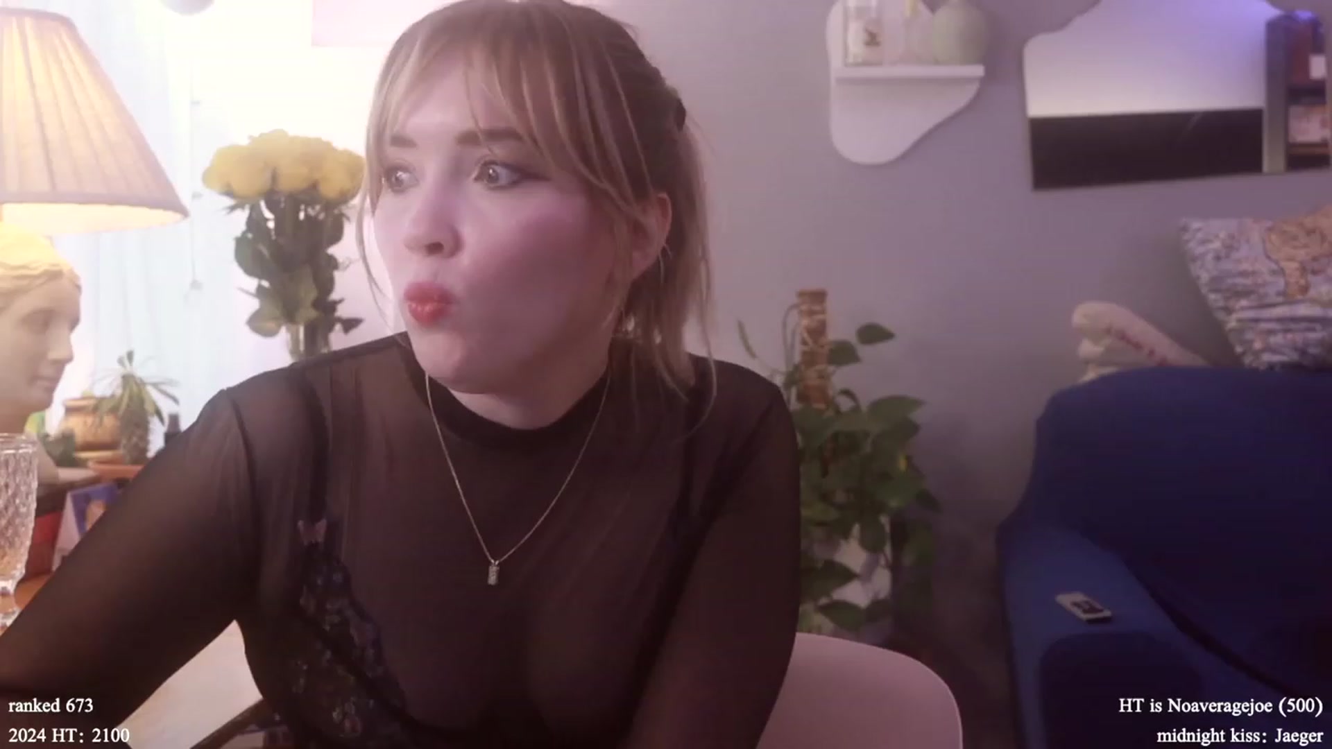 Gallery image thumbnail from Femme's myfreecams stream on, 01/26/2024, 19:25 image 16 of 20