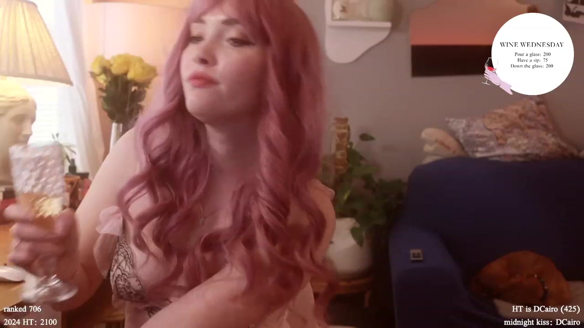Gallery image thumbnail from Femme's myfreecams stream on, 01/31/2024, 20:20 image 17 of 20
