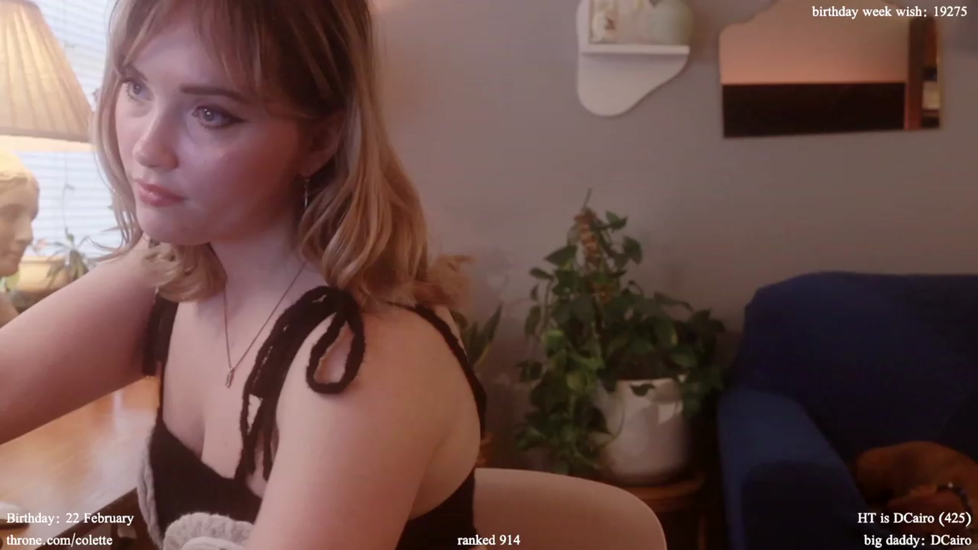 Gallery image thumbnail from Femme's myfreecams stream on, 02/19/2024, 19:42 image 3 of 20
