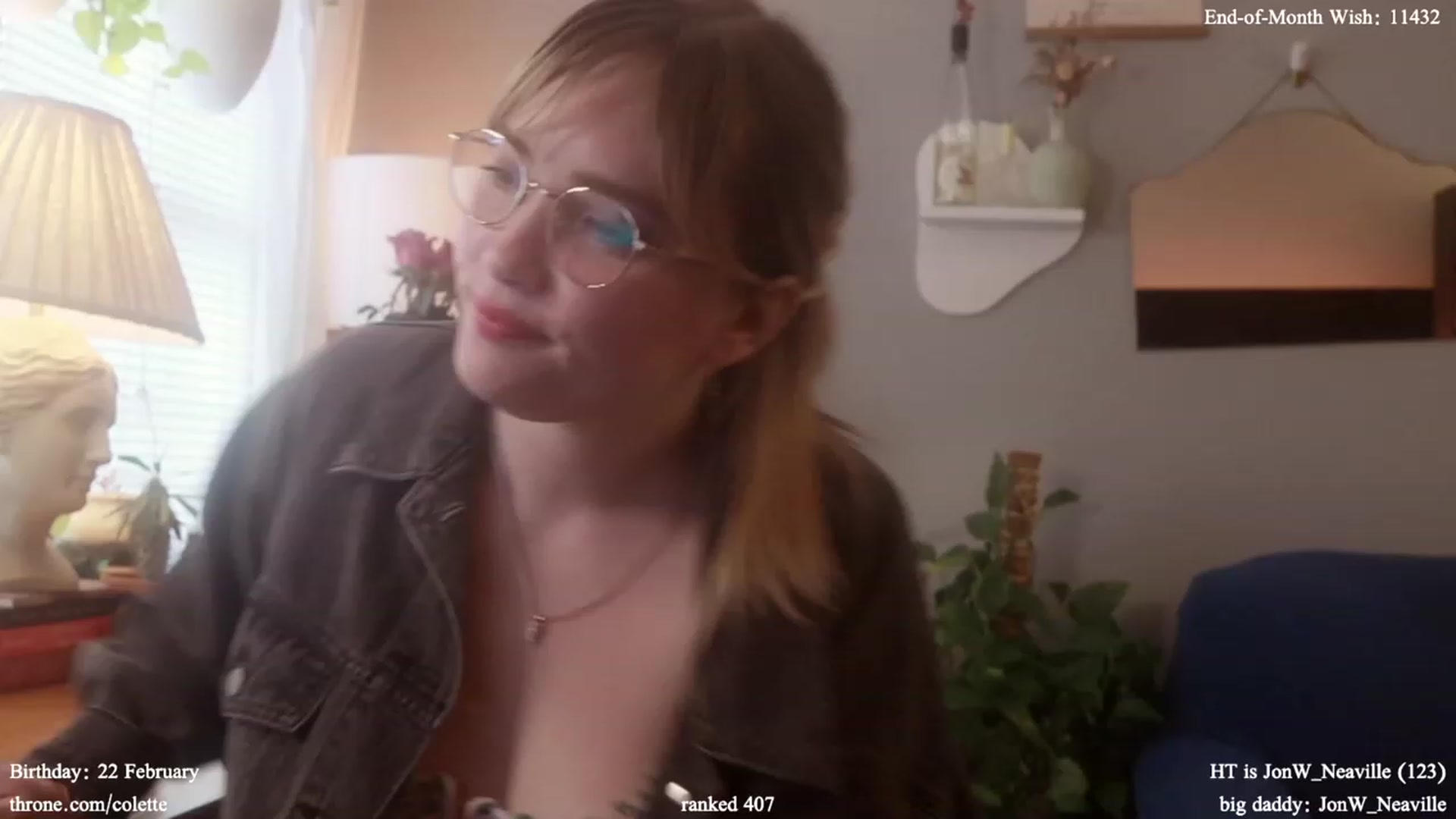 Gallery image thumbnail from Femme's myfreecams stream on, 02/29/2024, 19:43 image 6 of 20