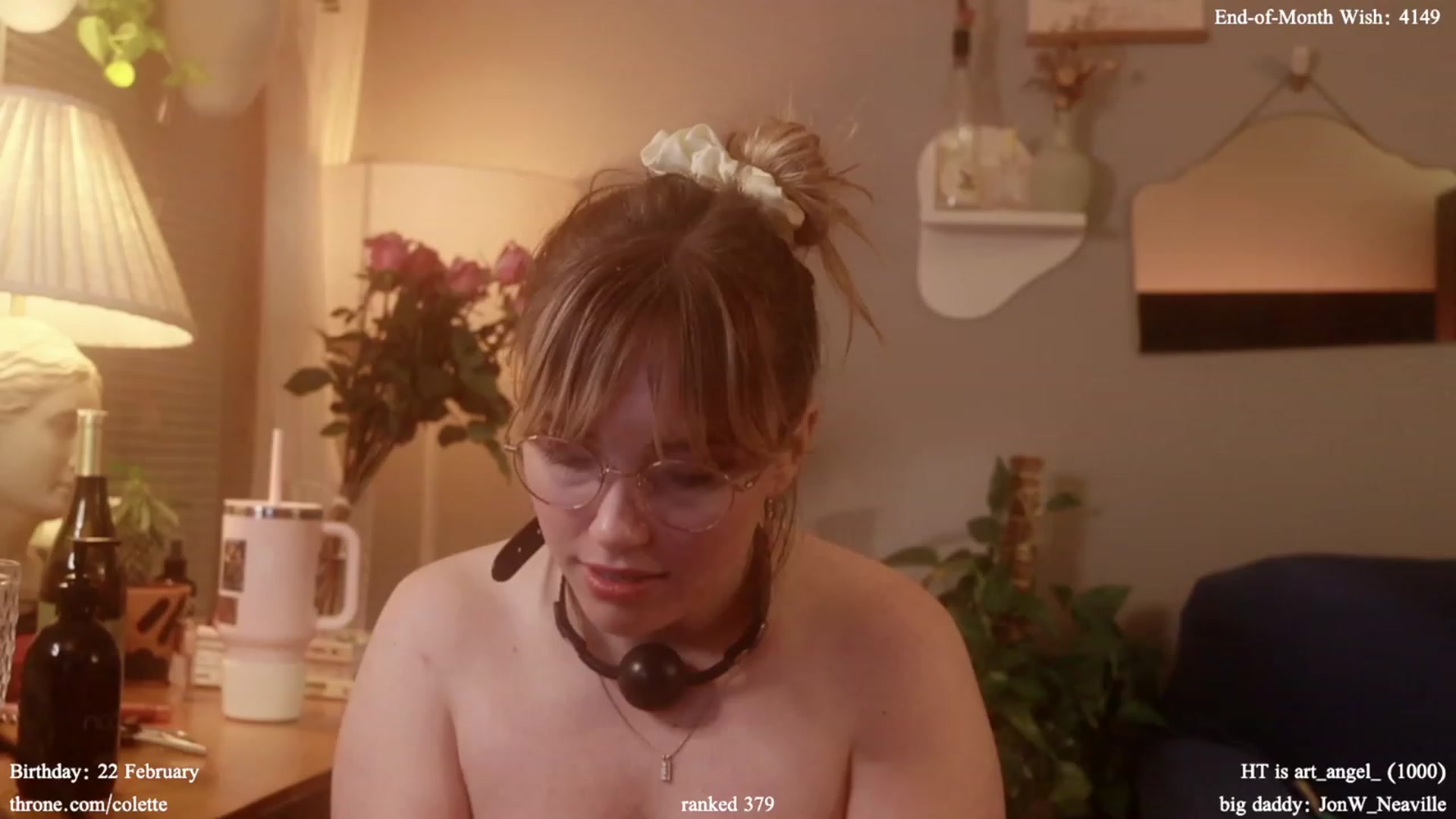 Gallery image thumbnail from Femme's myfreecams stream on, 03/01/2024, 24:48 image 8 of 20