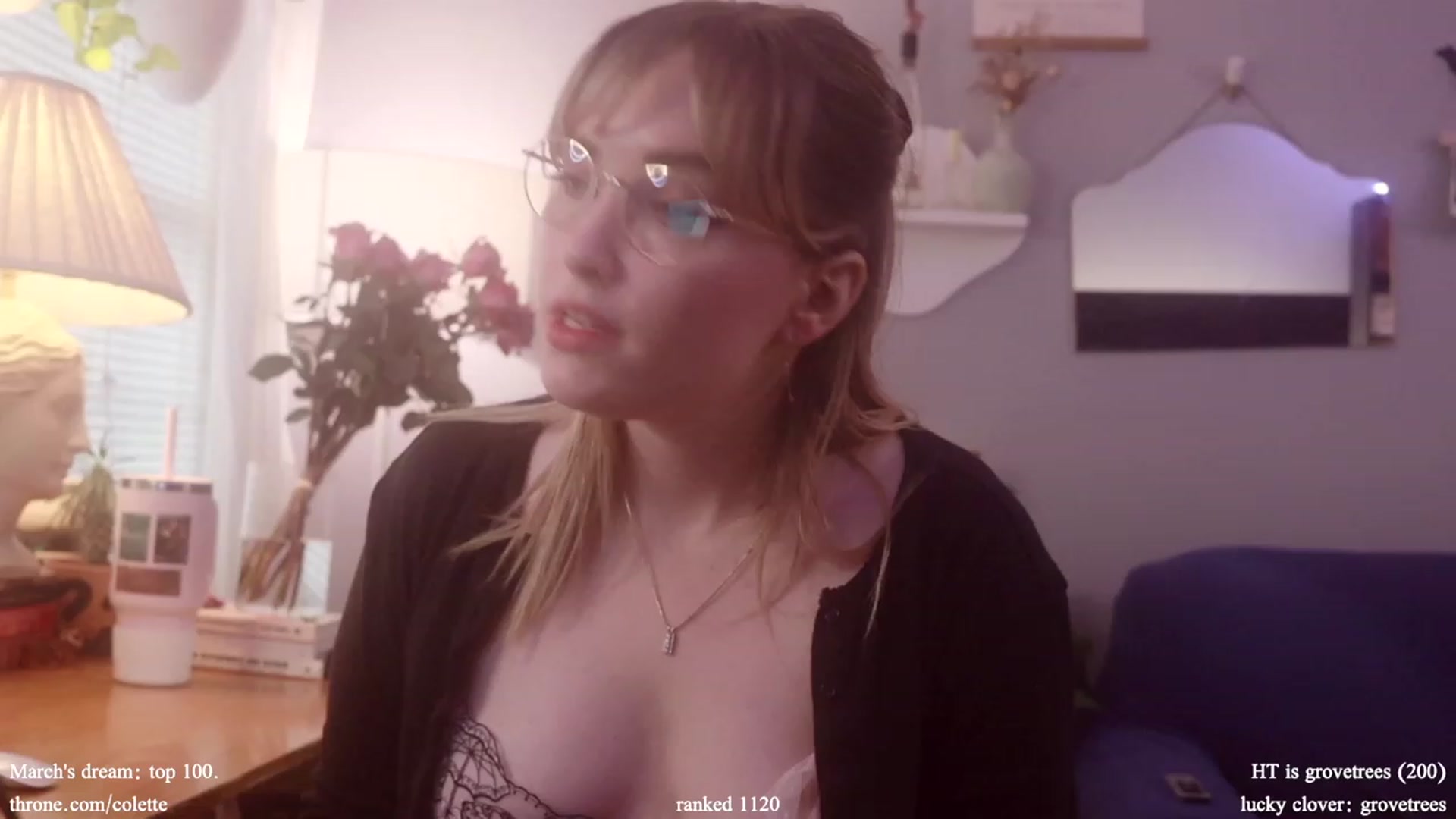 Gallery image thumbnail from Femme's myfreecams stream on, 03/01/2024, 18:49 image 16 of 20